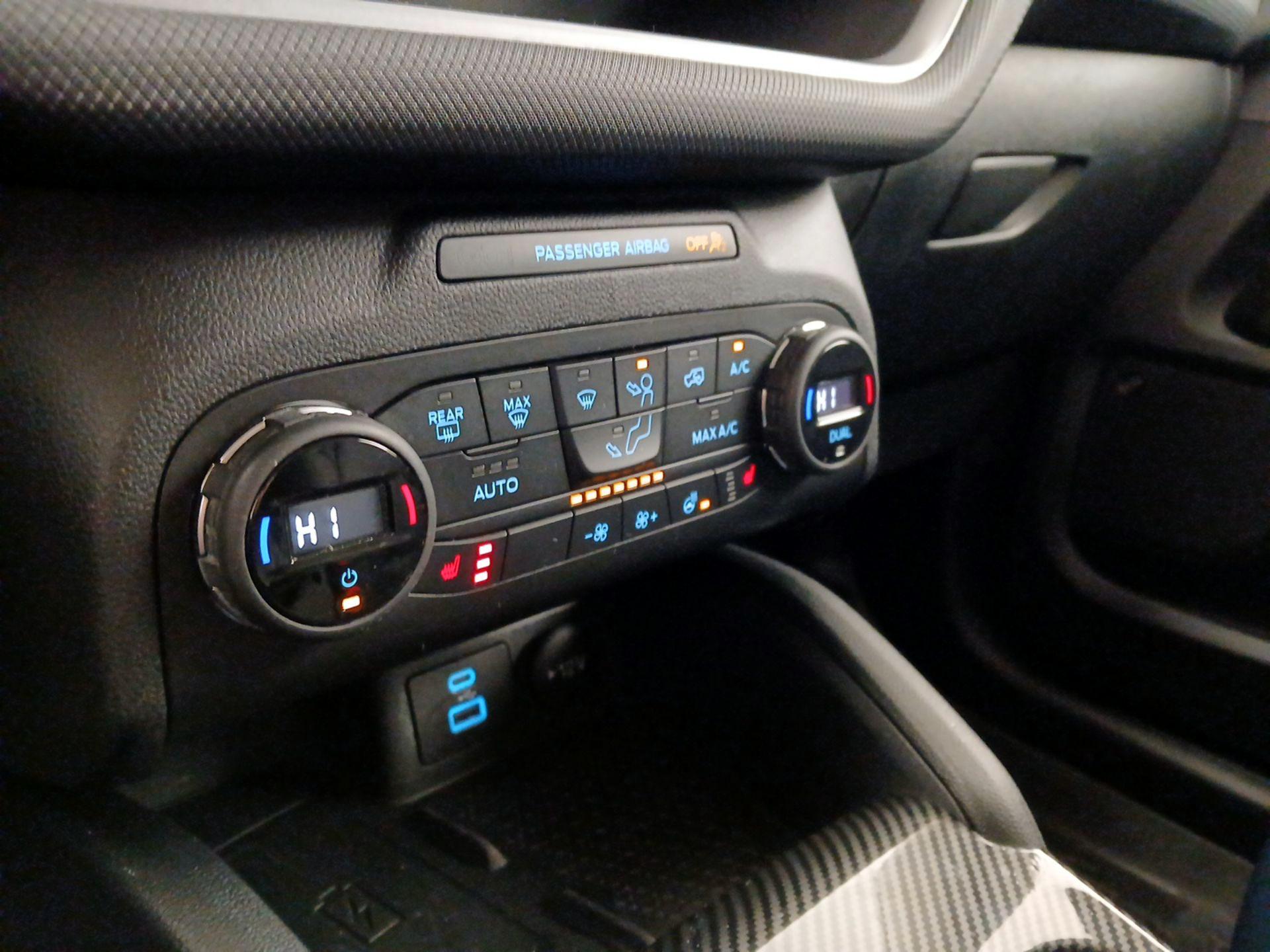 Thumbnail: 2021 Ford Bronco Sport - 16