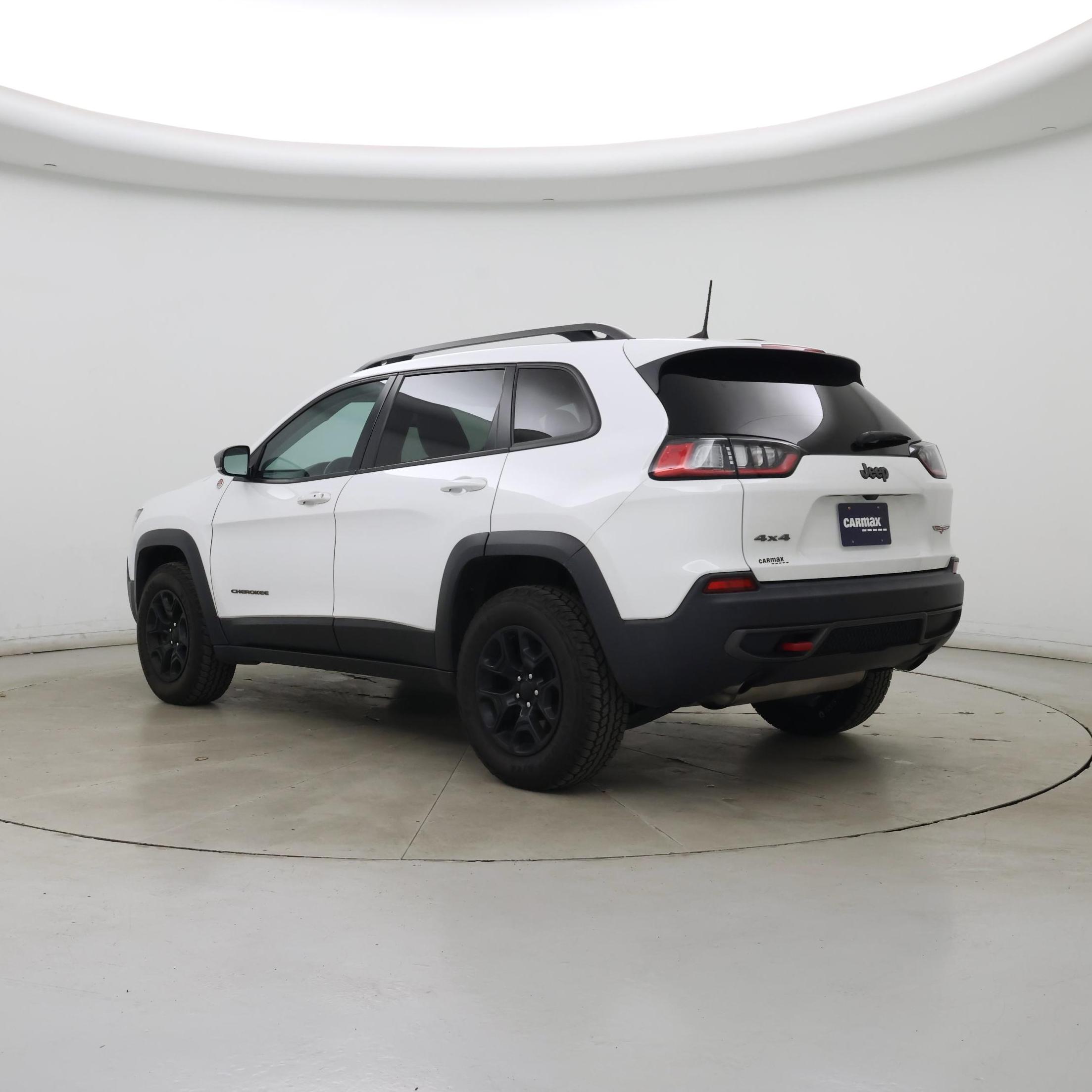 Thumbnail: 2021 Jeep Cherokee - 2