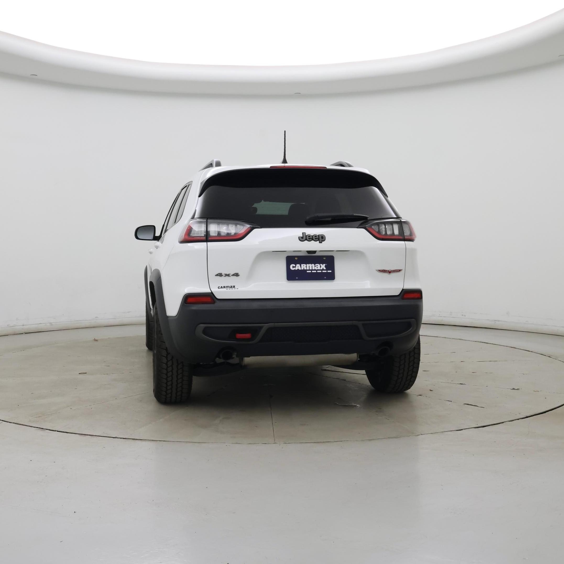 Thumbnail: 2021 Jeep Cherokee - 6