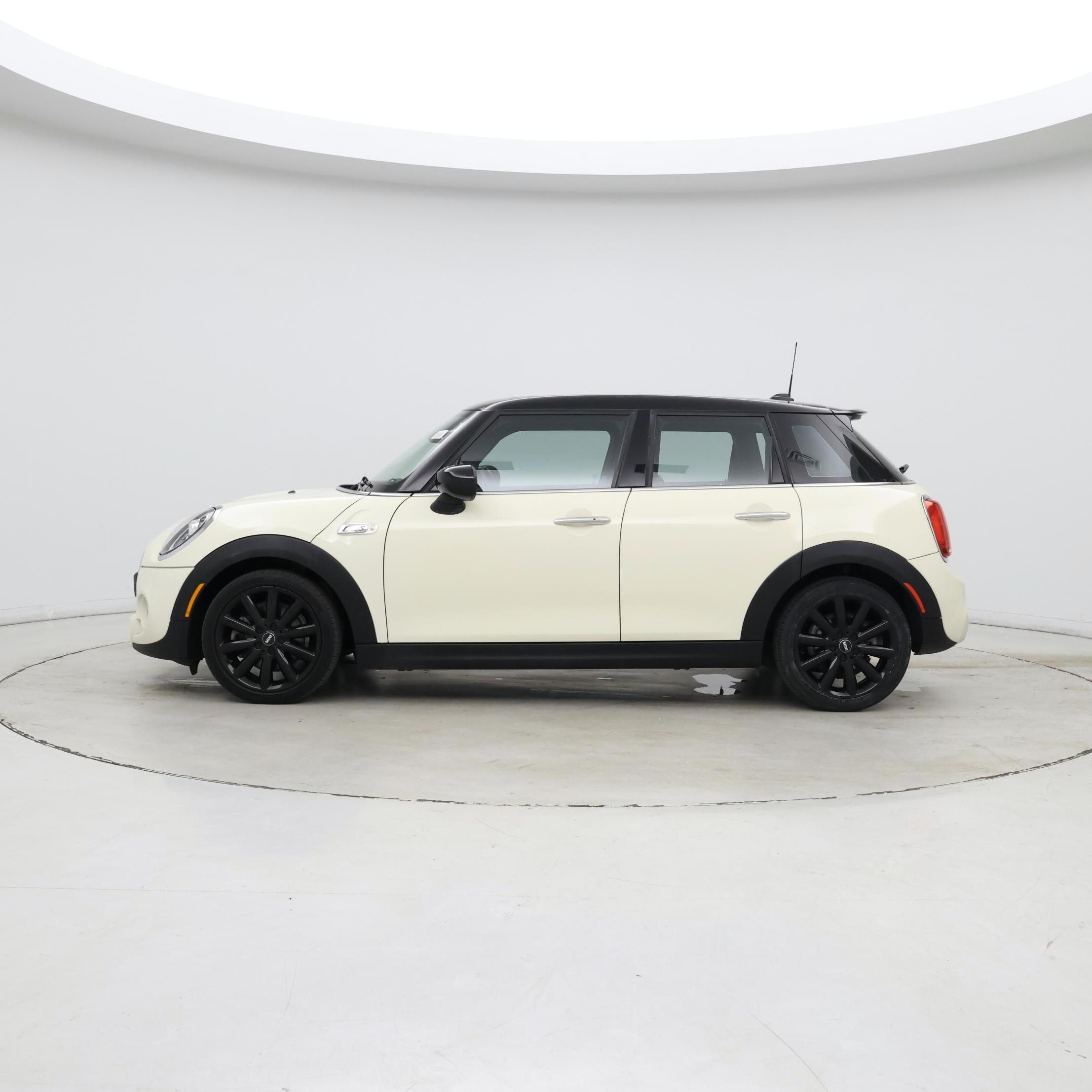 Thumbnail: 2022 Jeep Compass - 3