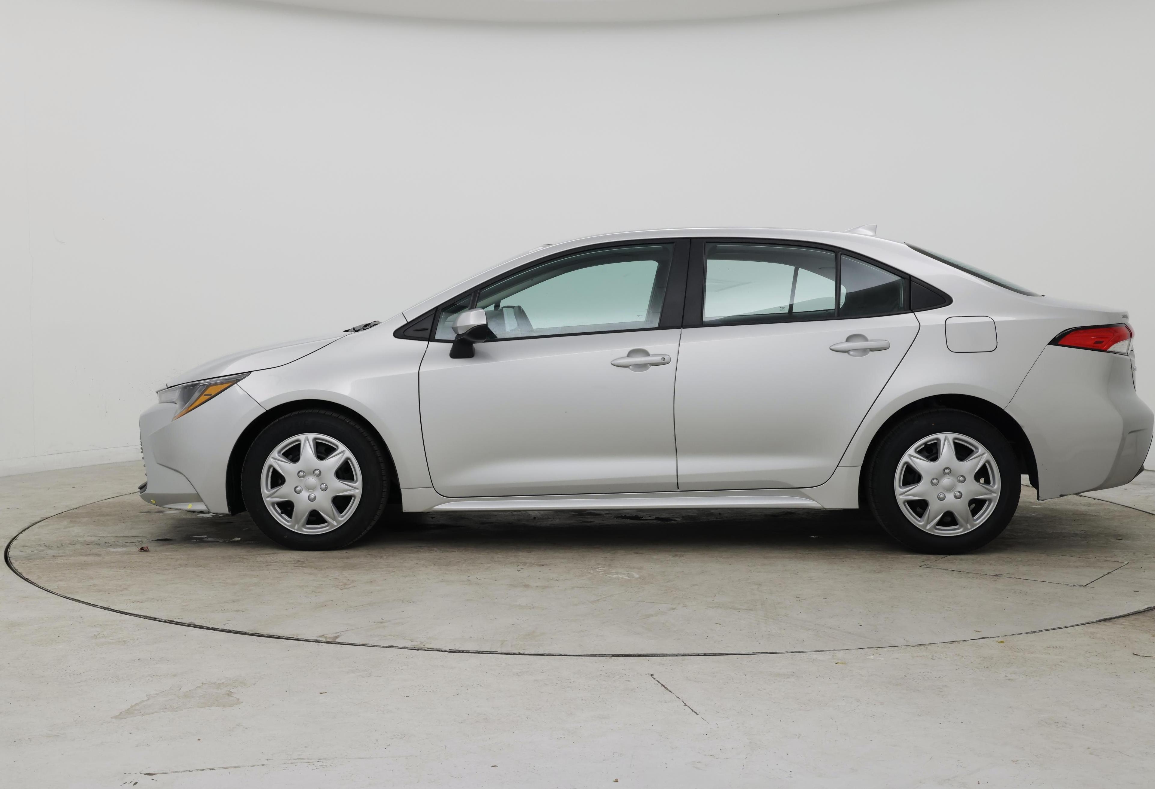 Thumbnail: 2024 Toyota Corolla - 3