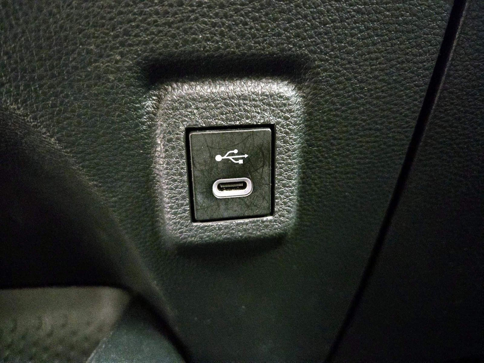 2024 Toyota Corolla LE - Photo 20