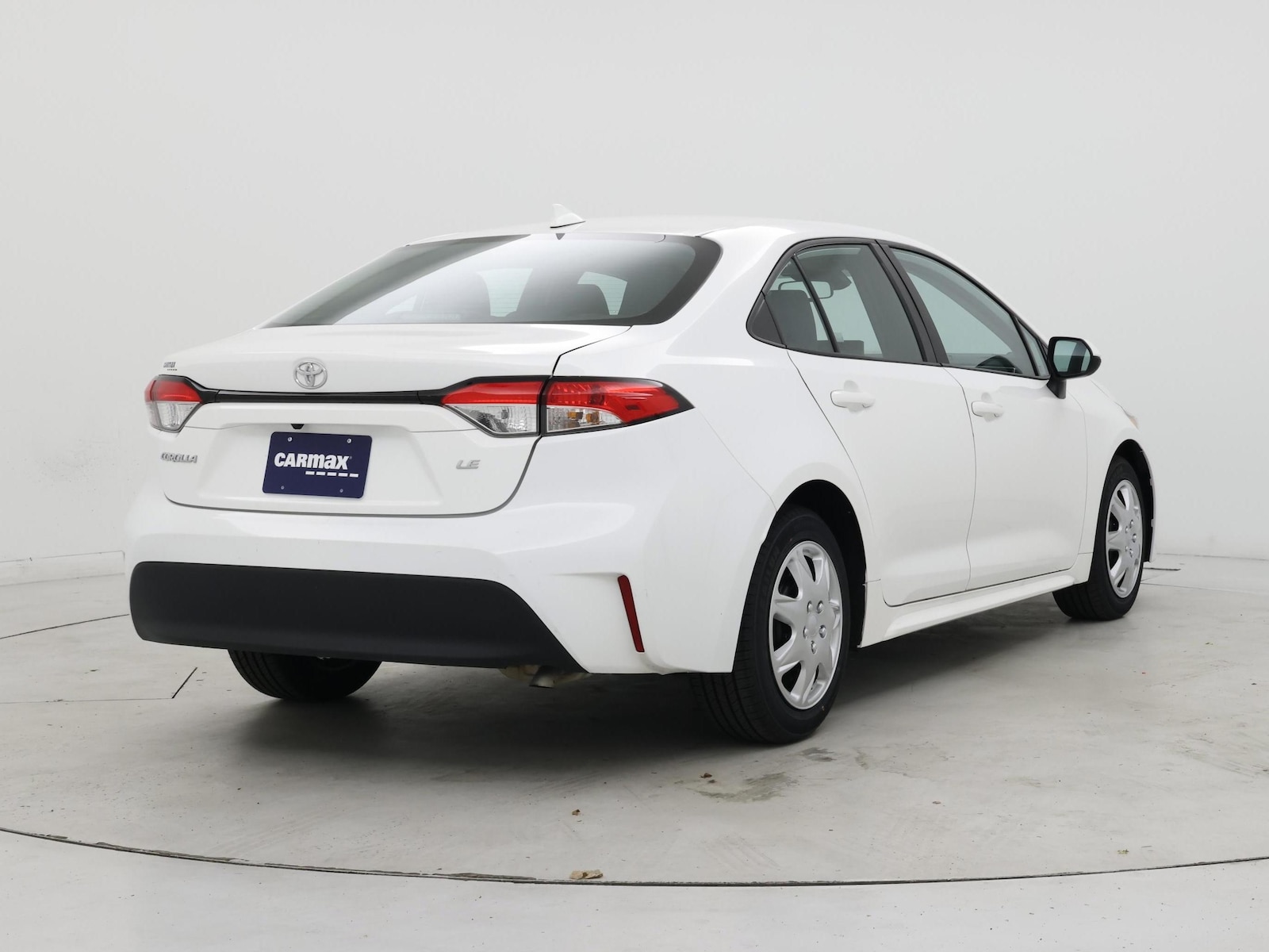 2024 Toyota Corolla LE - Photo 9