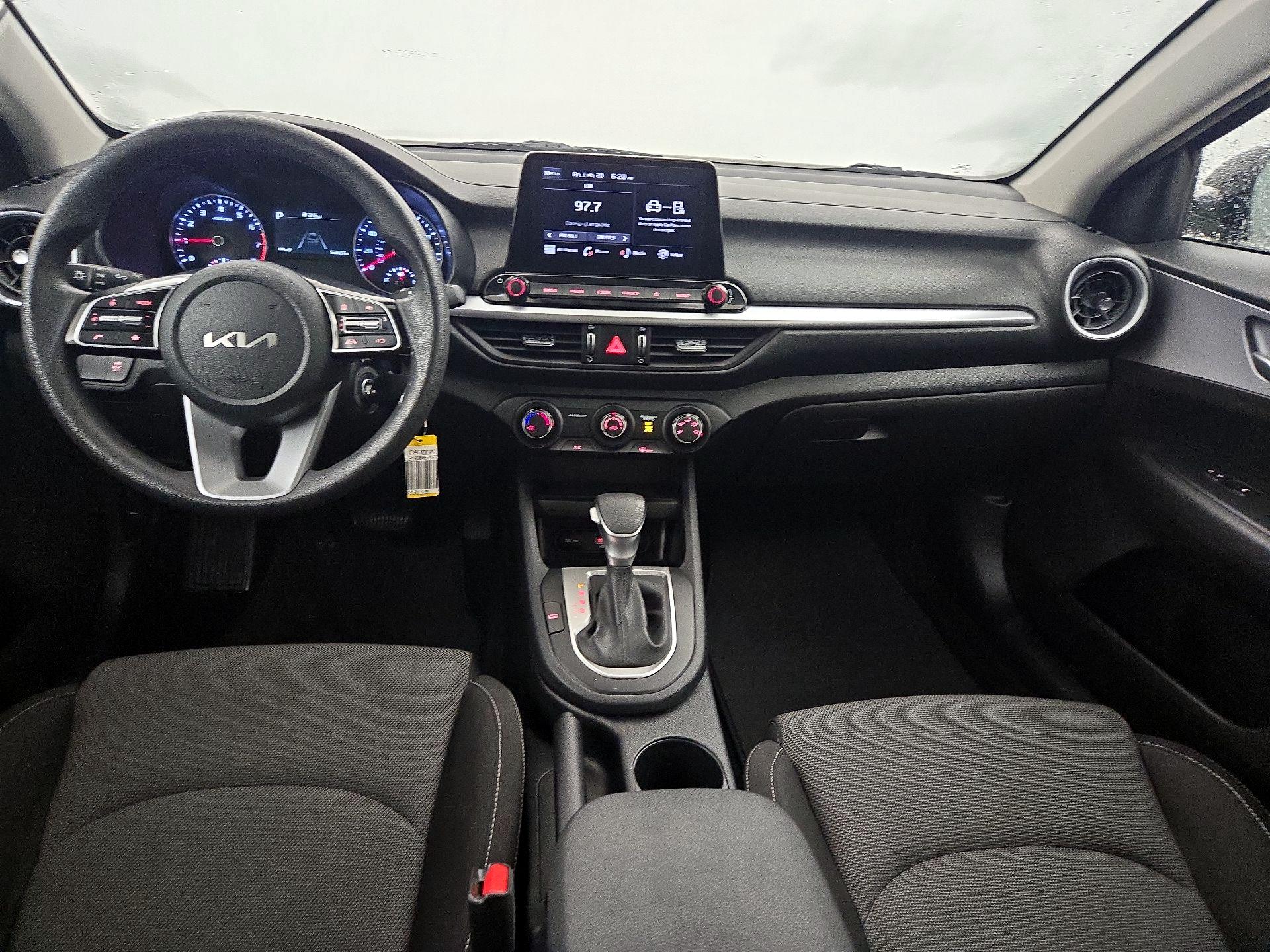 Thumbnail: 2024 Kia Forte - 9