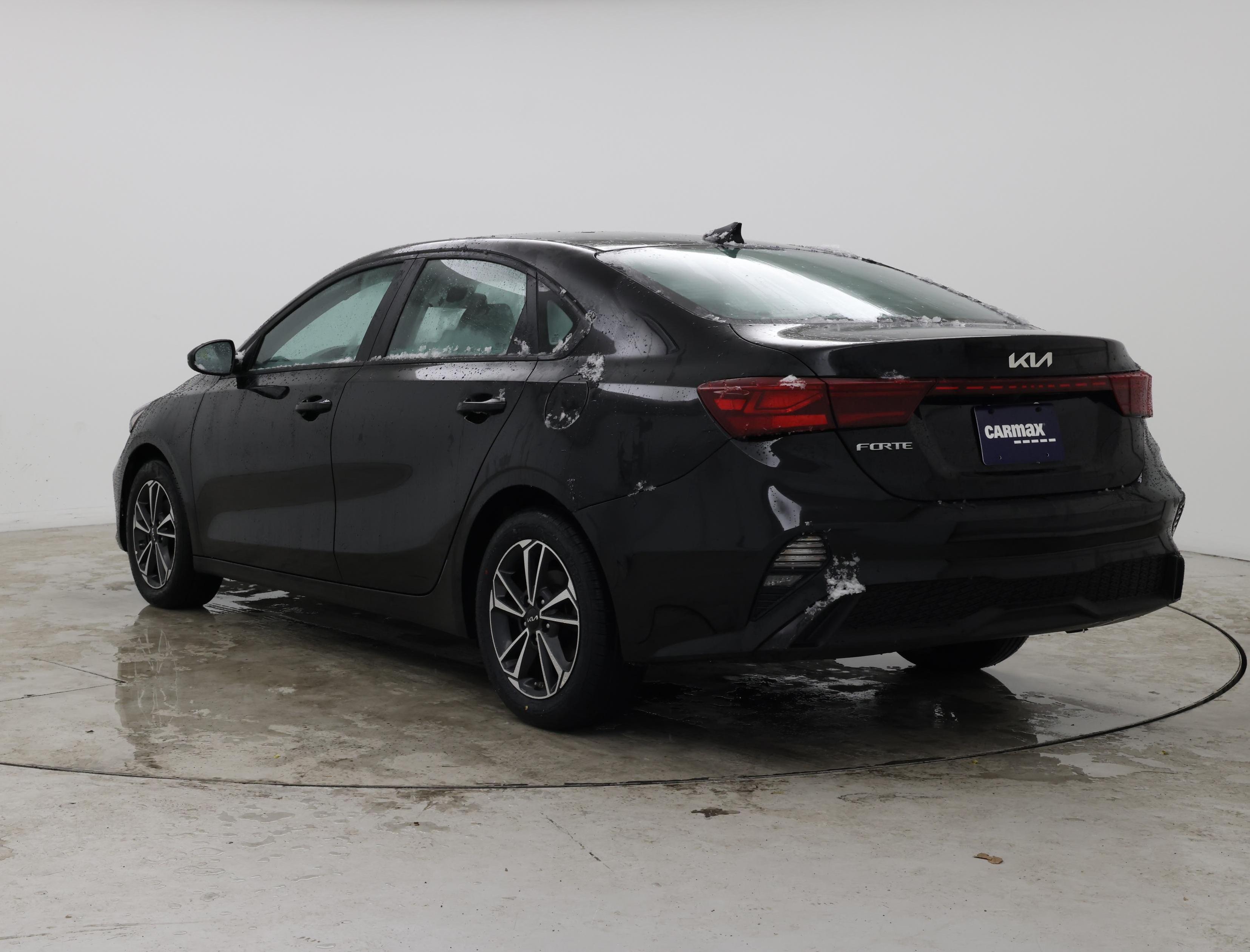 Thumbnail: 2024 Kia Forte - 2