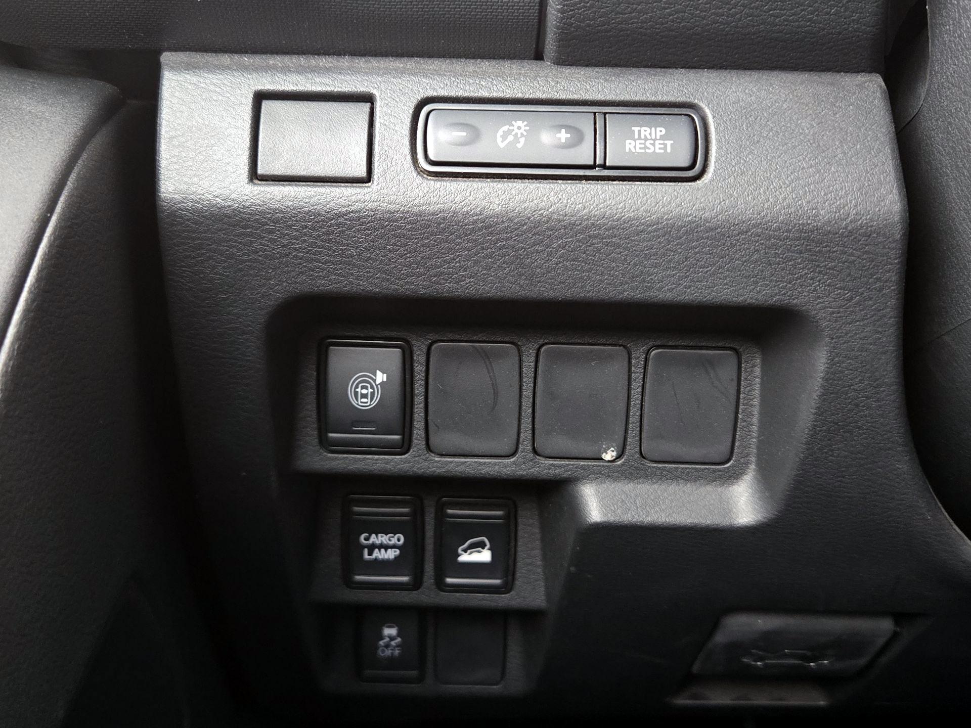 Thumbnail: 2023 Nissan Frontier - 13