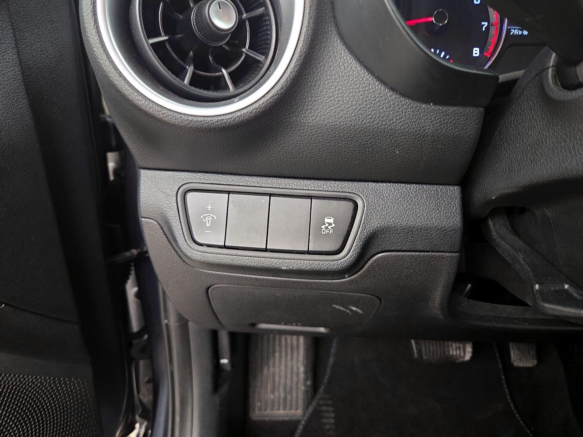 Thumbnail: 2024 Kia Forte - 13