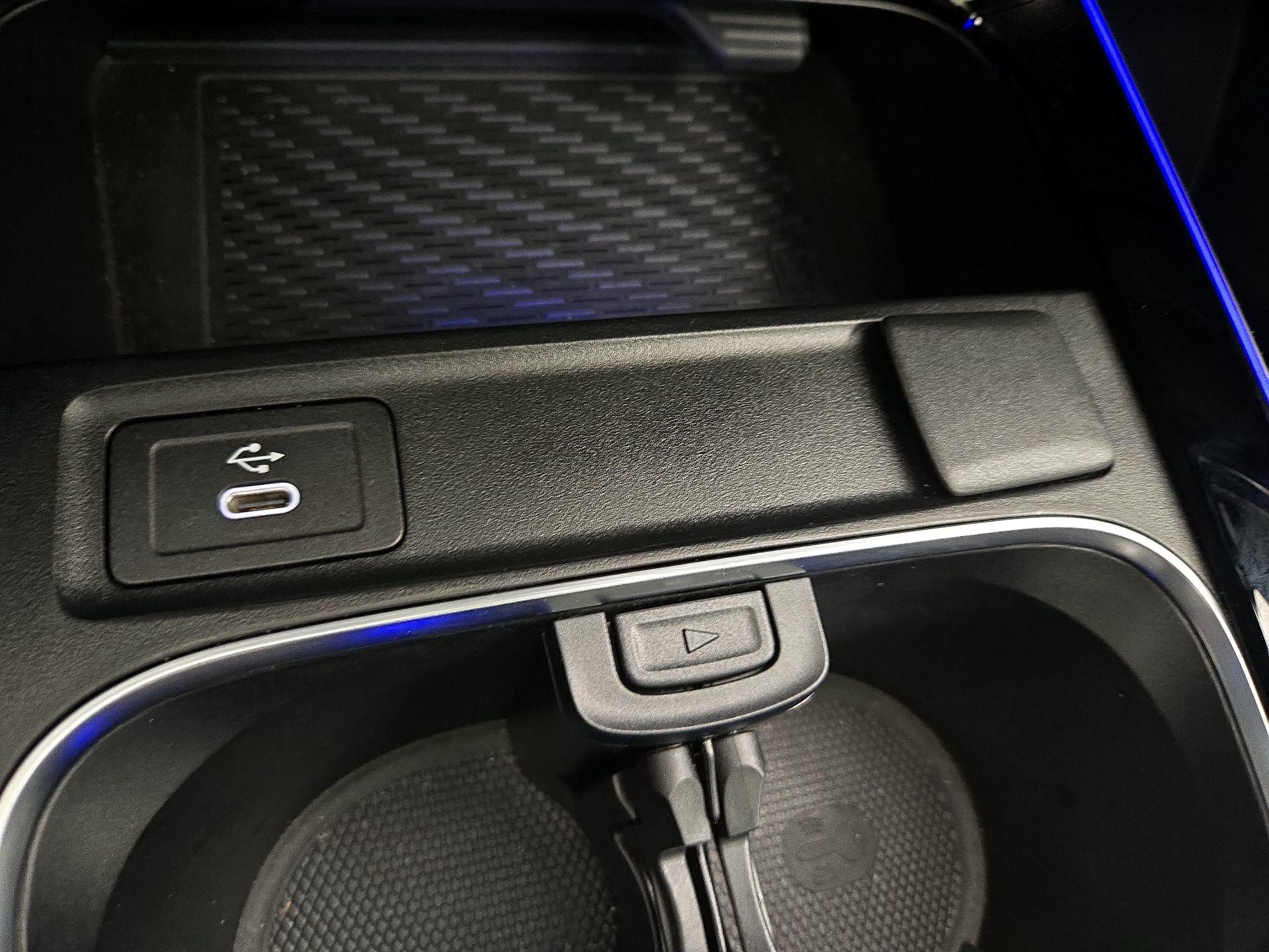 Thumbnail: 2024 Mercedes-Benz GLA - 19