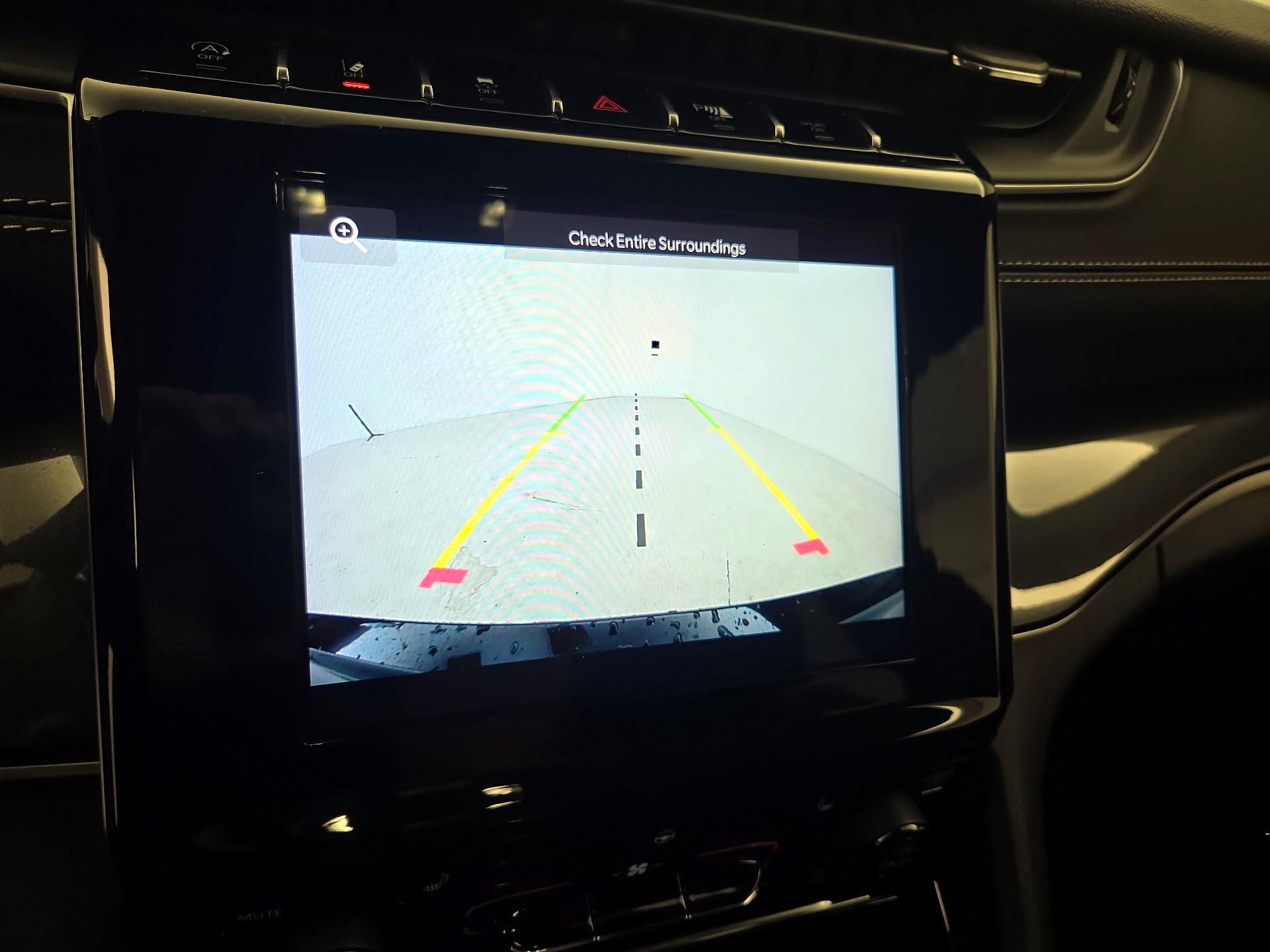 Thumbnail: 2022 Jeep Grand Cherokee L - 14