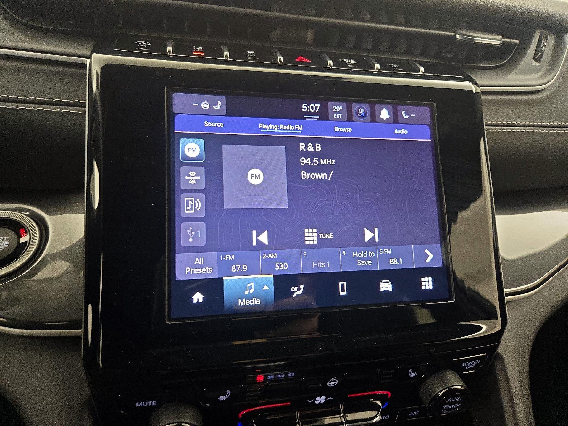 Thumbnail: 2022 Jeep Grand Cherokee L - 15