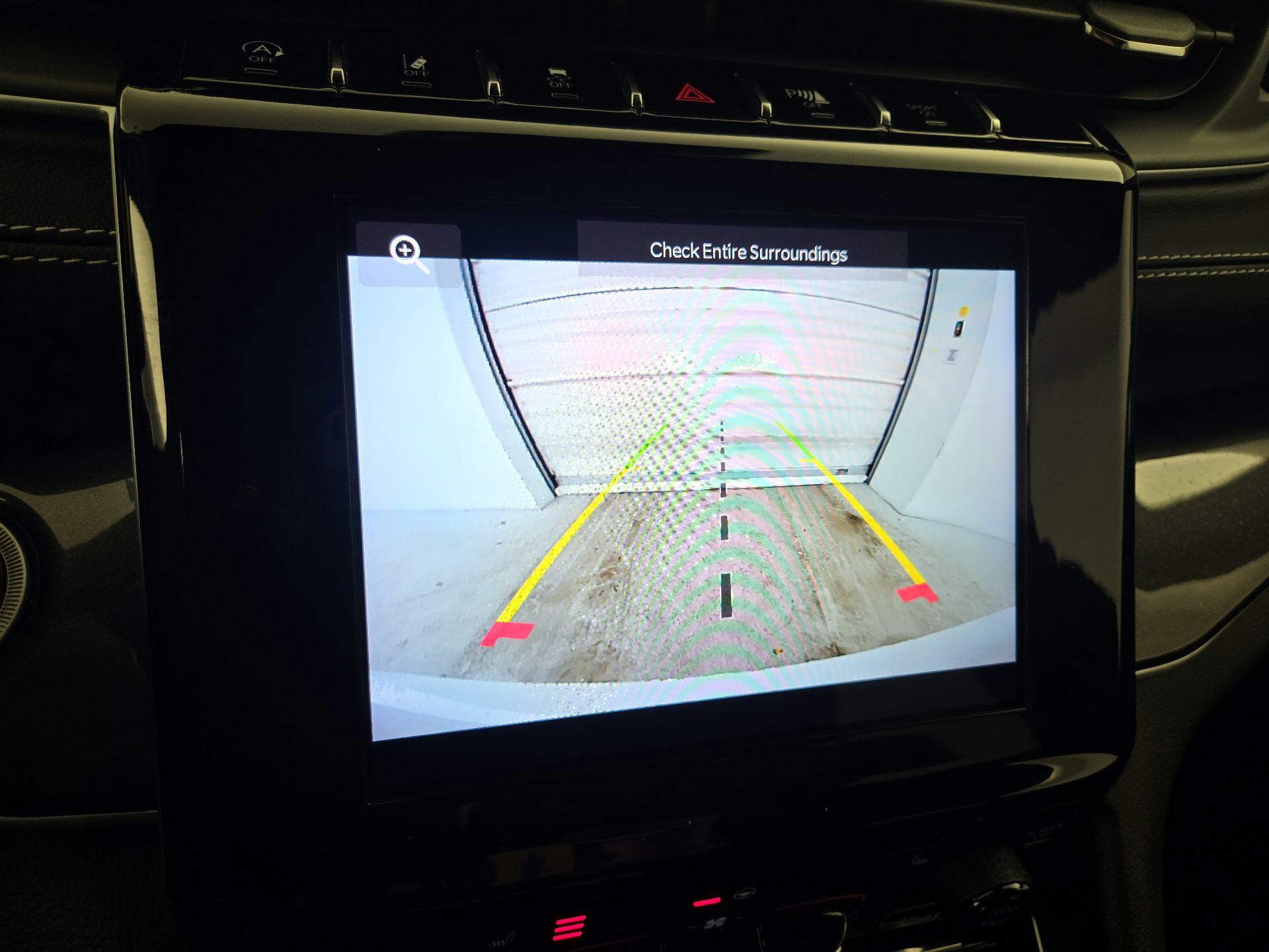 Thumbnail: 2023 Jeep Grand Cherokee - 14