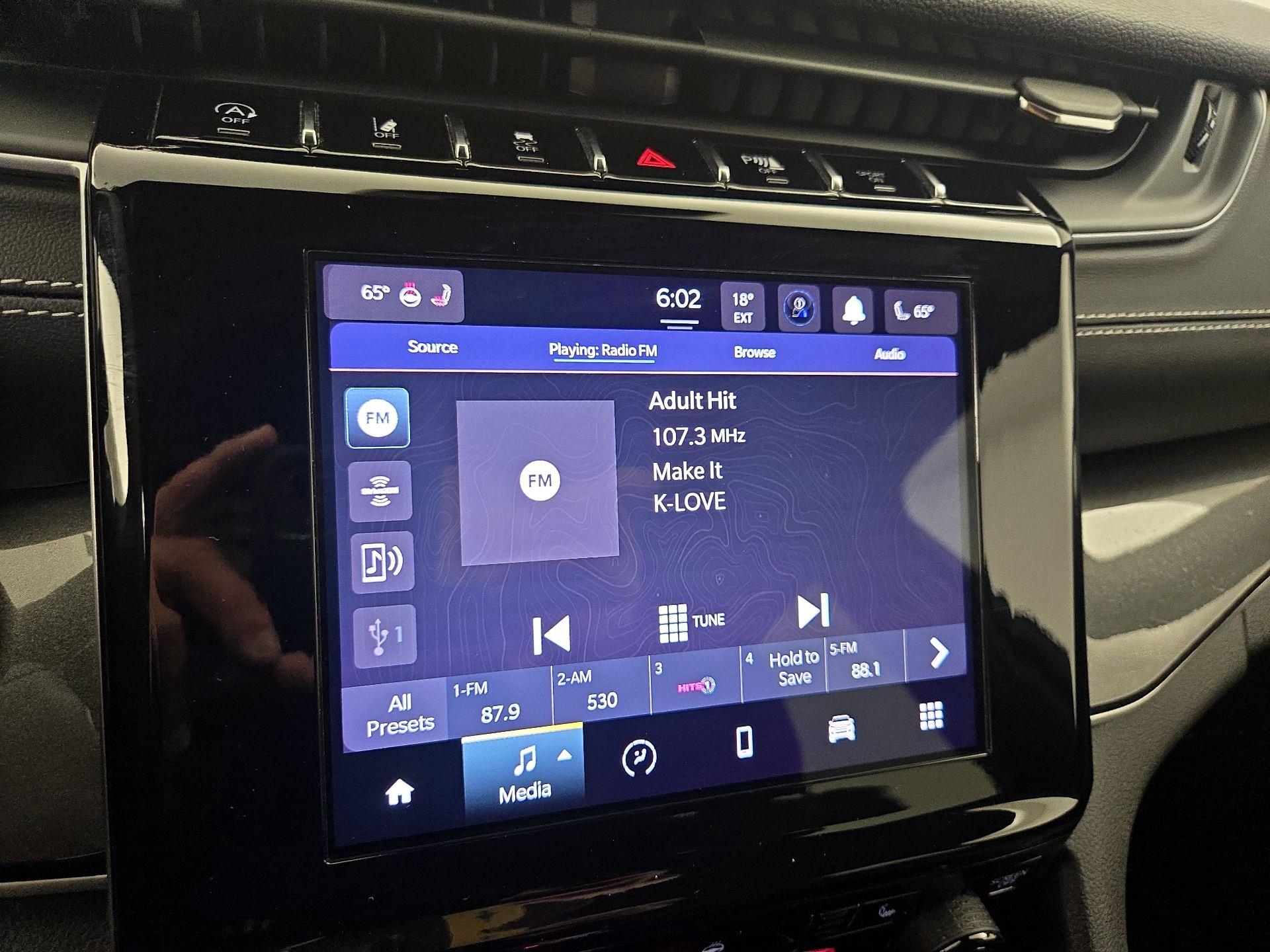 Thumbnail: 2023 Jeep Grand Cherokee - 15