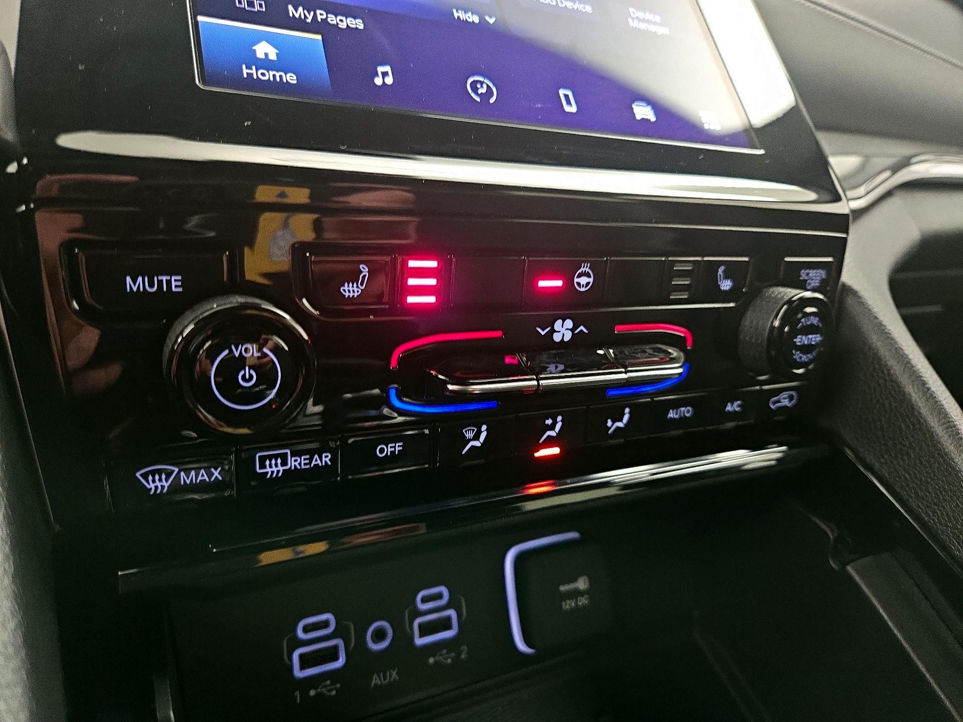 Thumbnail: 2023 Jeep Grand Cherokee - 16