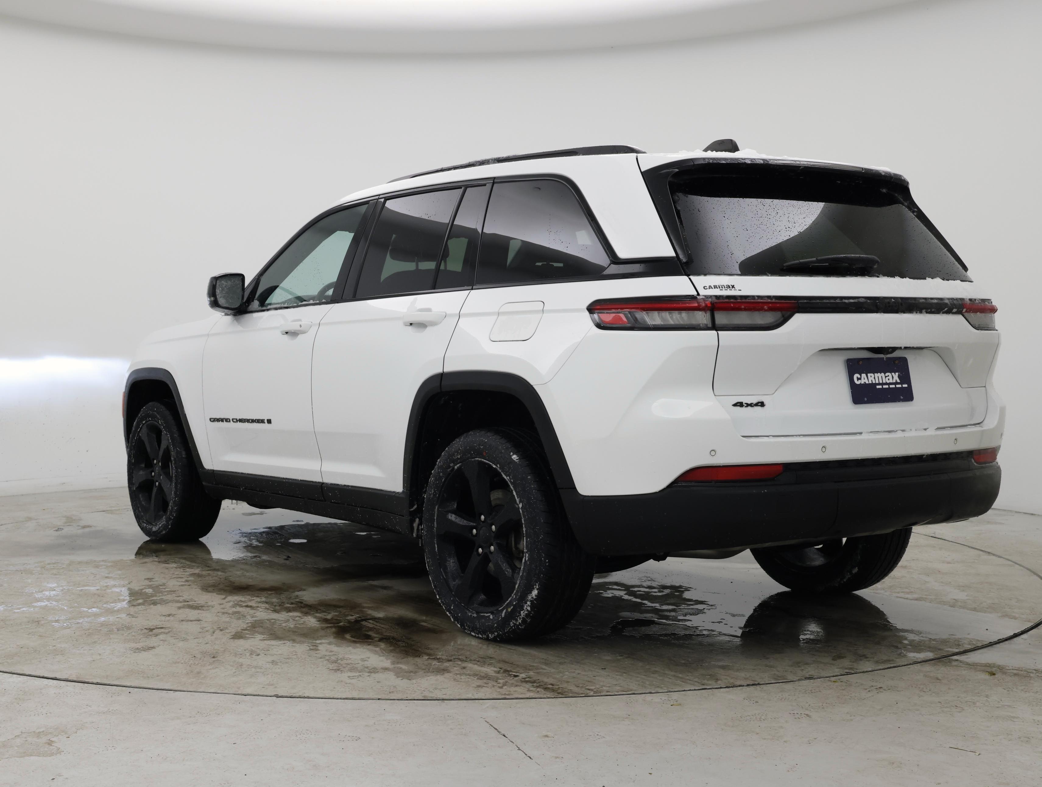 Thumbnail: 2023 Jeep Grand Cherokee - 2