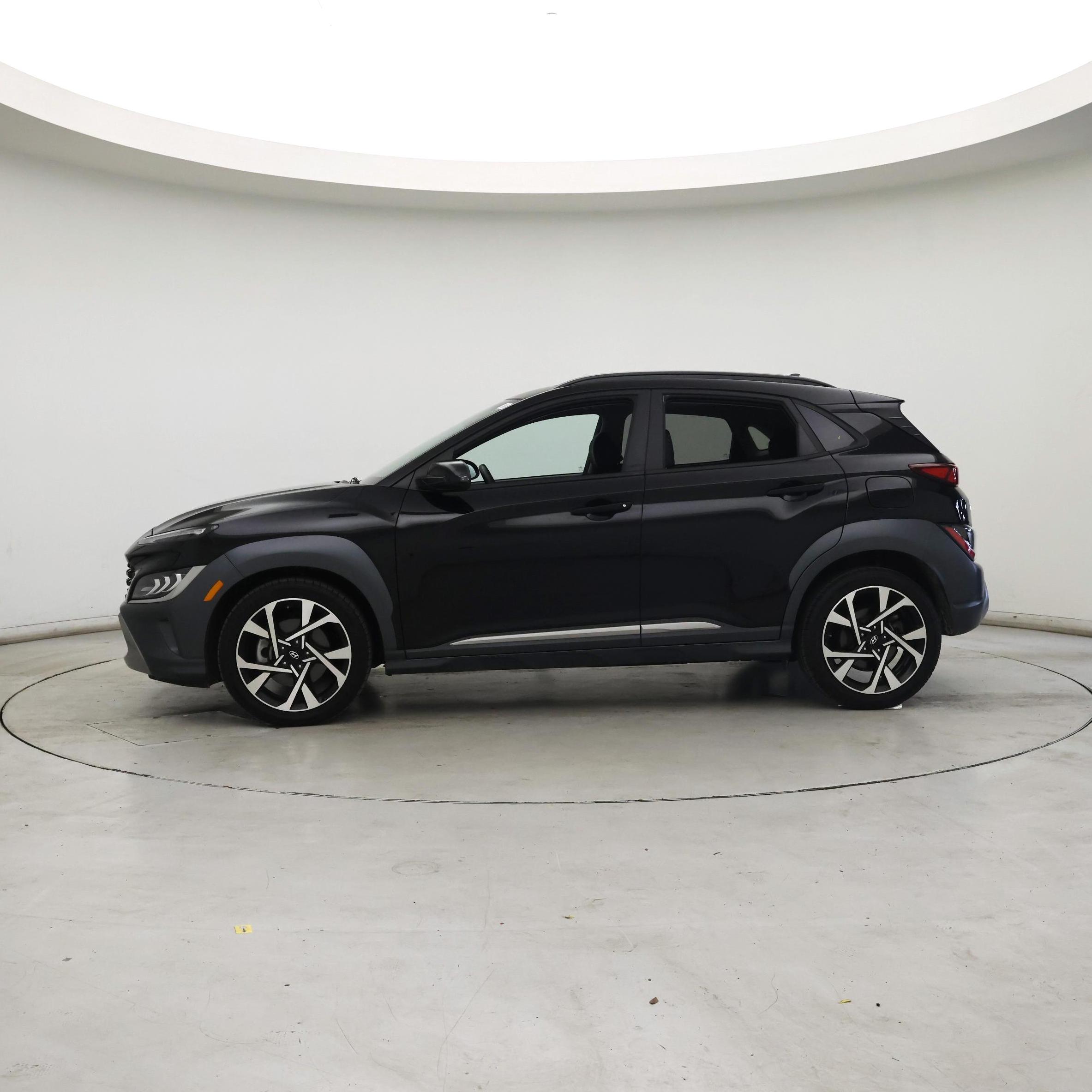 Thumbnail: 2023 Hyundai Kona - 3