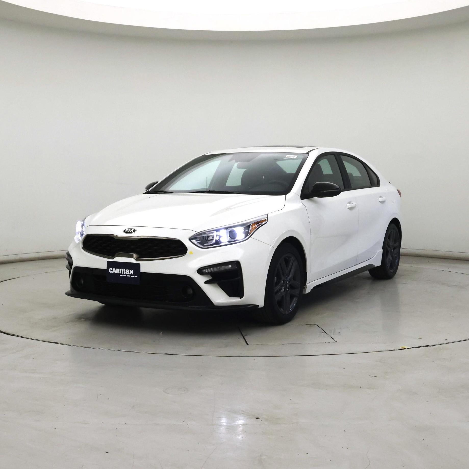Thumbnail: 2021 Kia Forte - 4