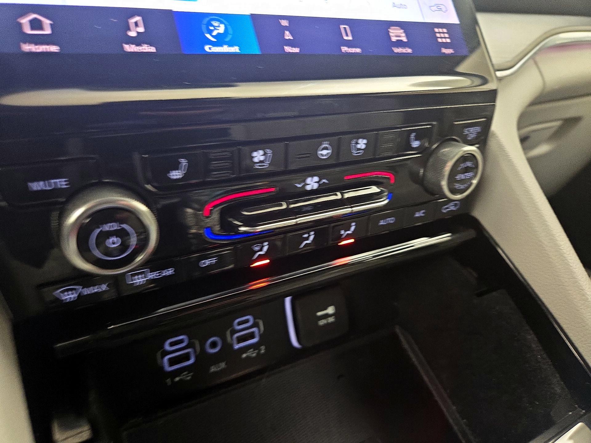 Thumbnail: 2022 Jeep Grand Cherokee L - 17