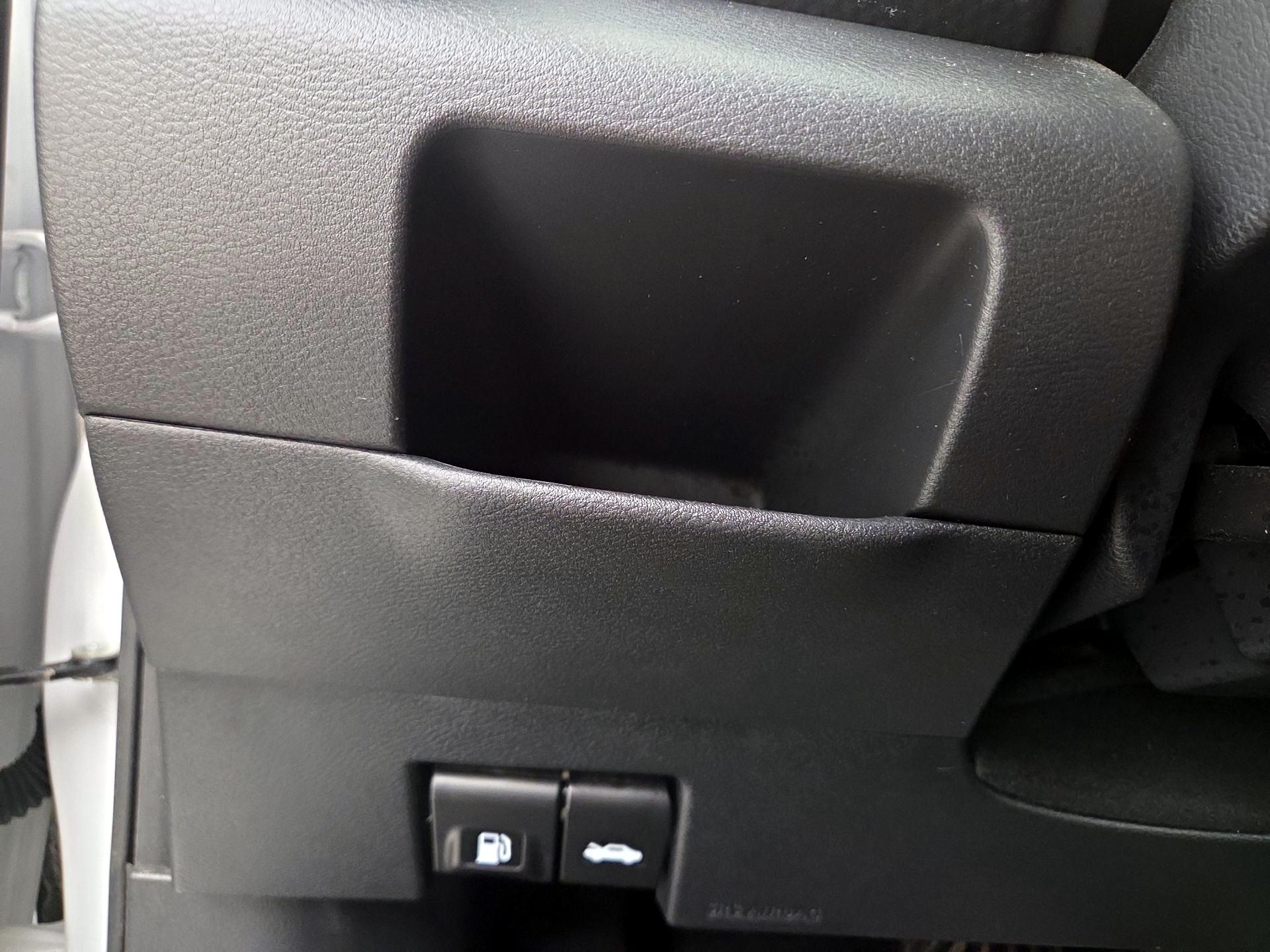 Thumbnail: 2023 Nissan Kicks - 13