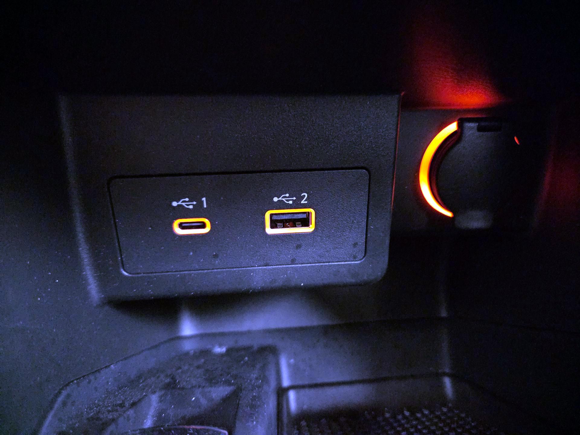 Thumbnail: 2023 Nissan Kicks - 18