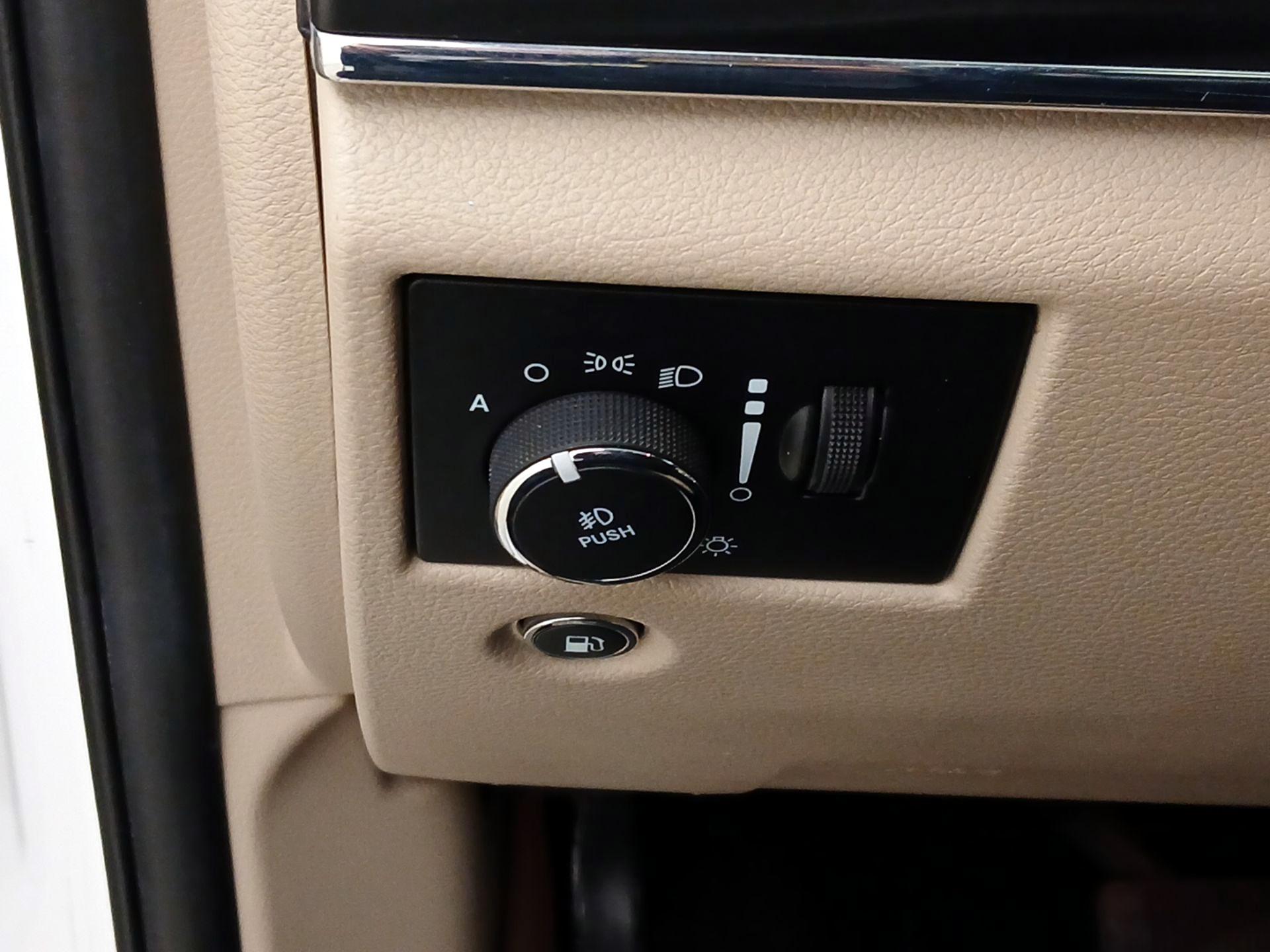 Thumbnail: 2021 Jeep Grand Cherokee - 13