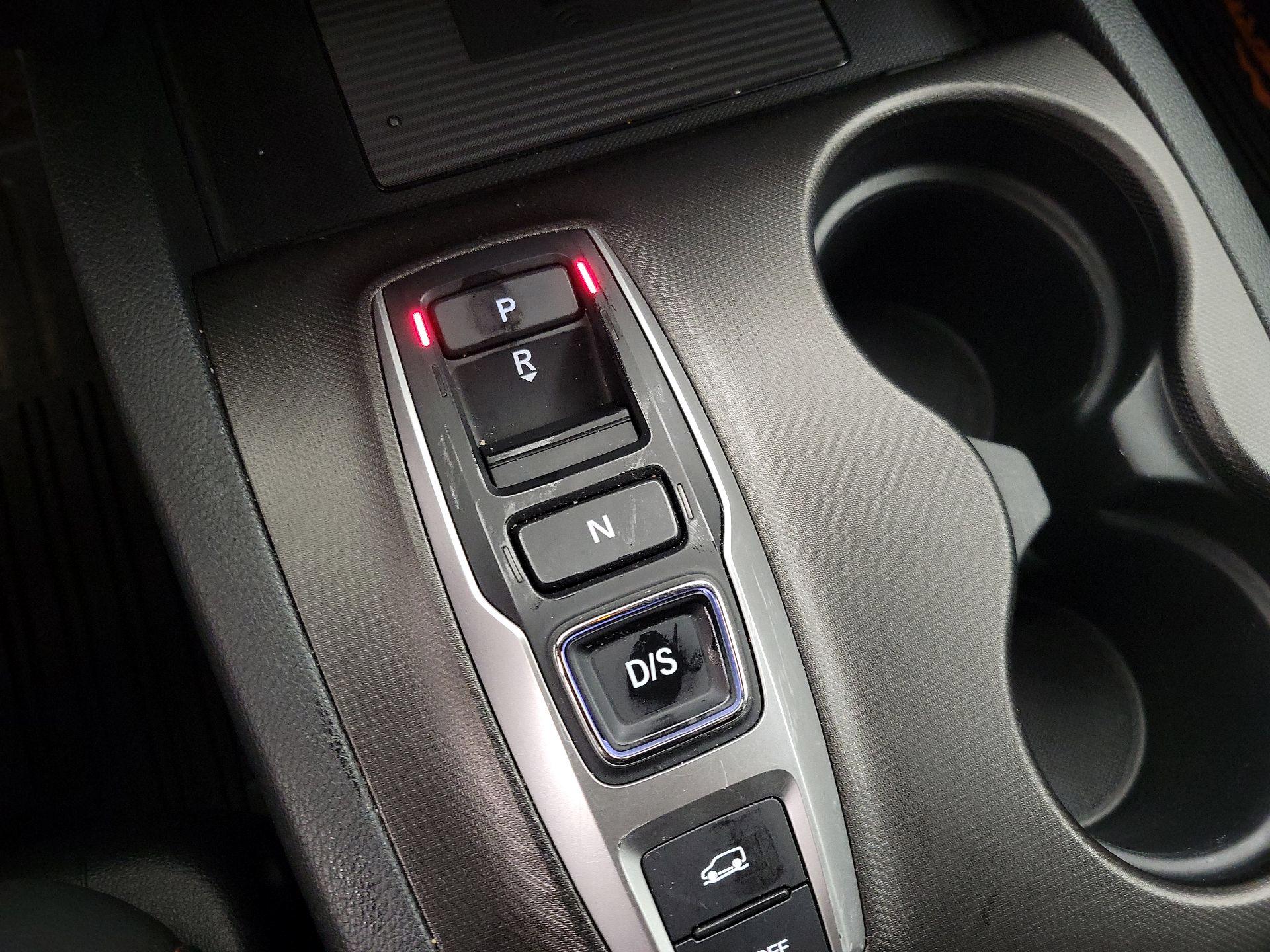 Thumbnail: 2022 Honda Pilot - 17