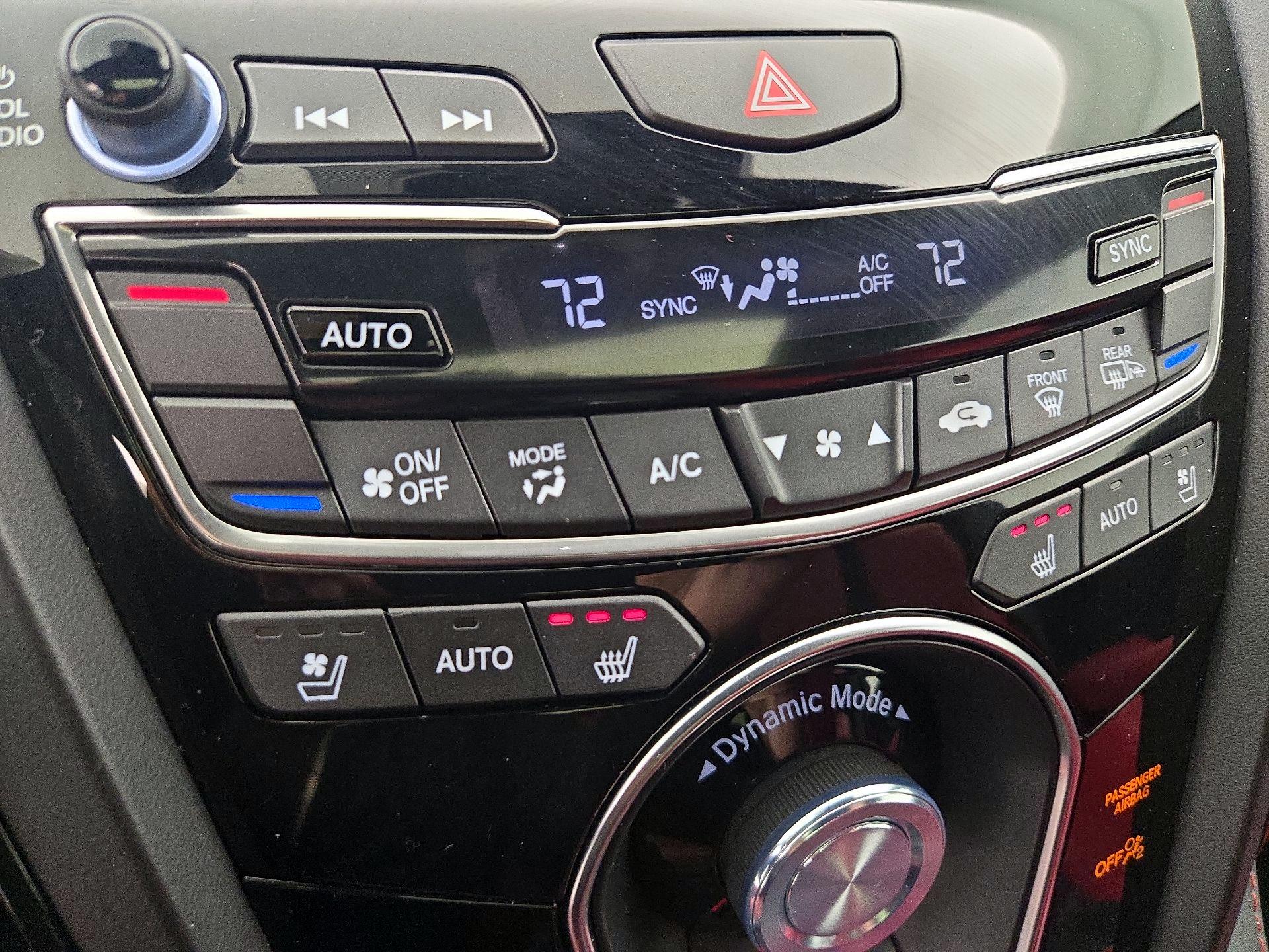 Thumbnail: 2022 Acura RDX - 17