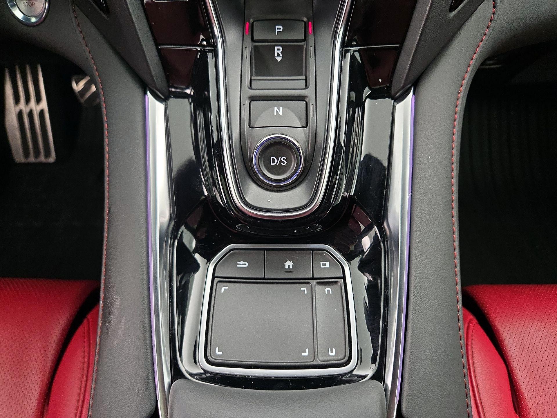 Thumbnail: 2022 Acura RDX - 18