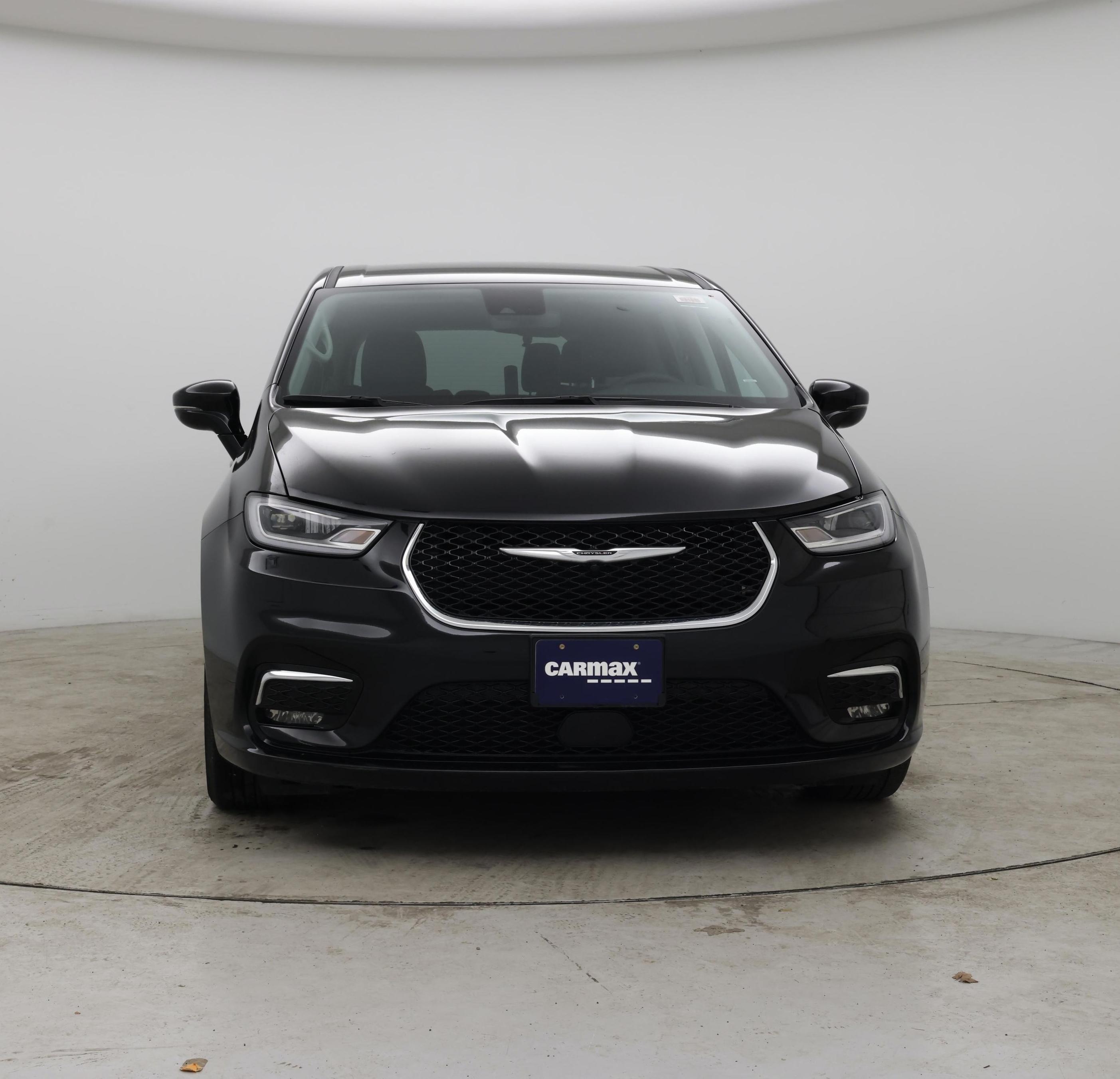 Thumbnail: 2024 Chrysler Pacifica - 5