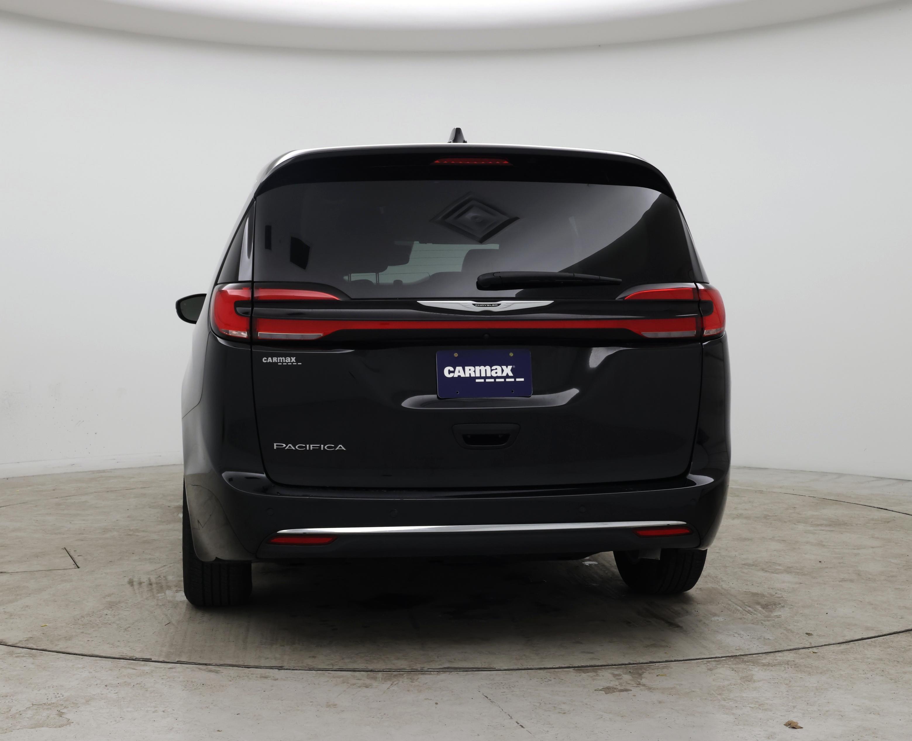 Thumbnail: 2024 Chrysler Pacifica - 6