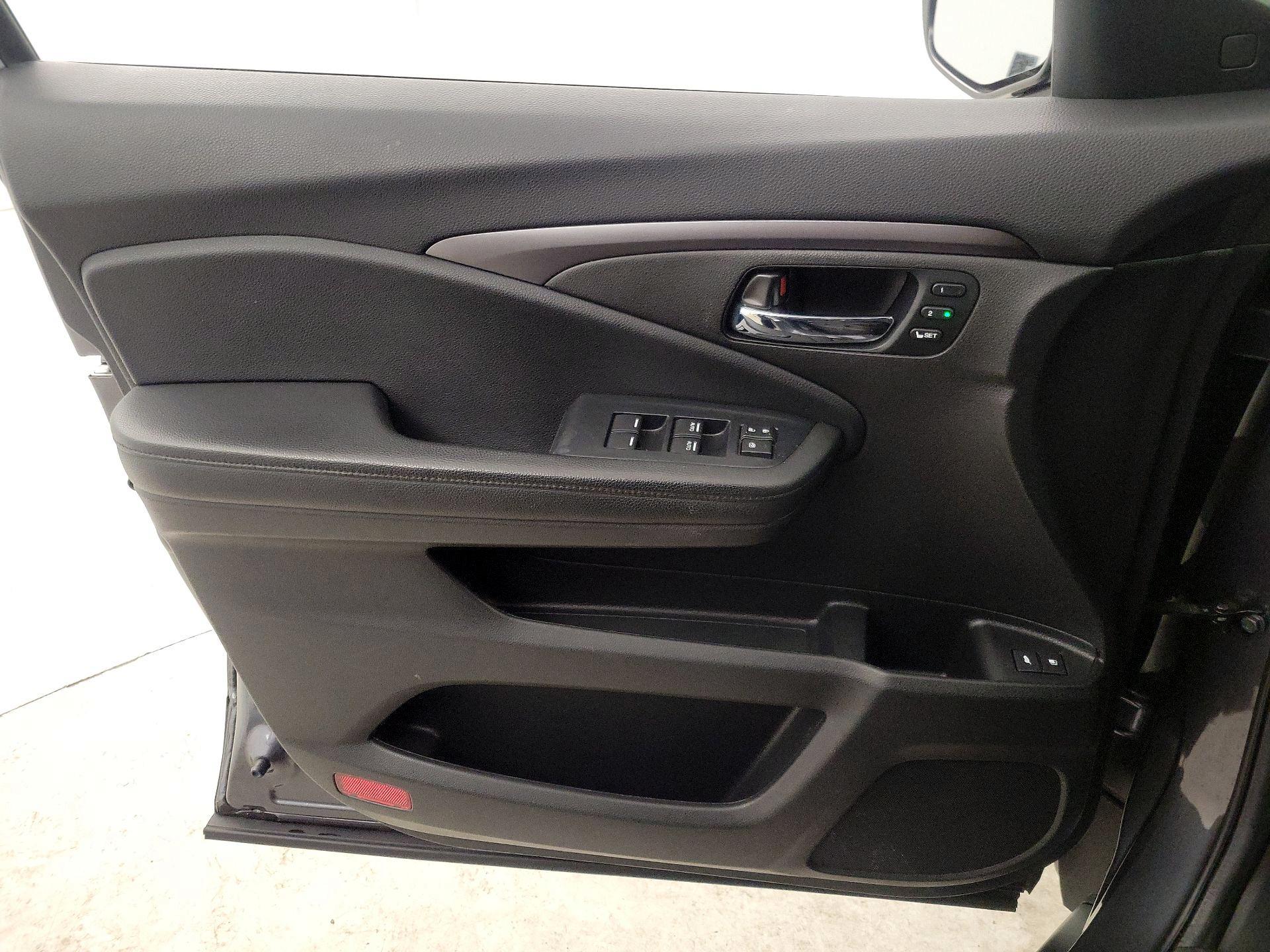 Thumbnail: 2022 Honda Pilot - 12