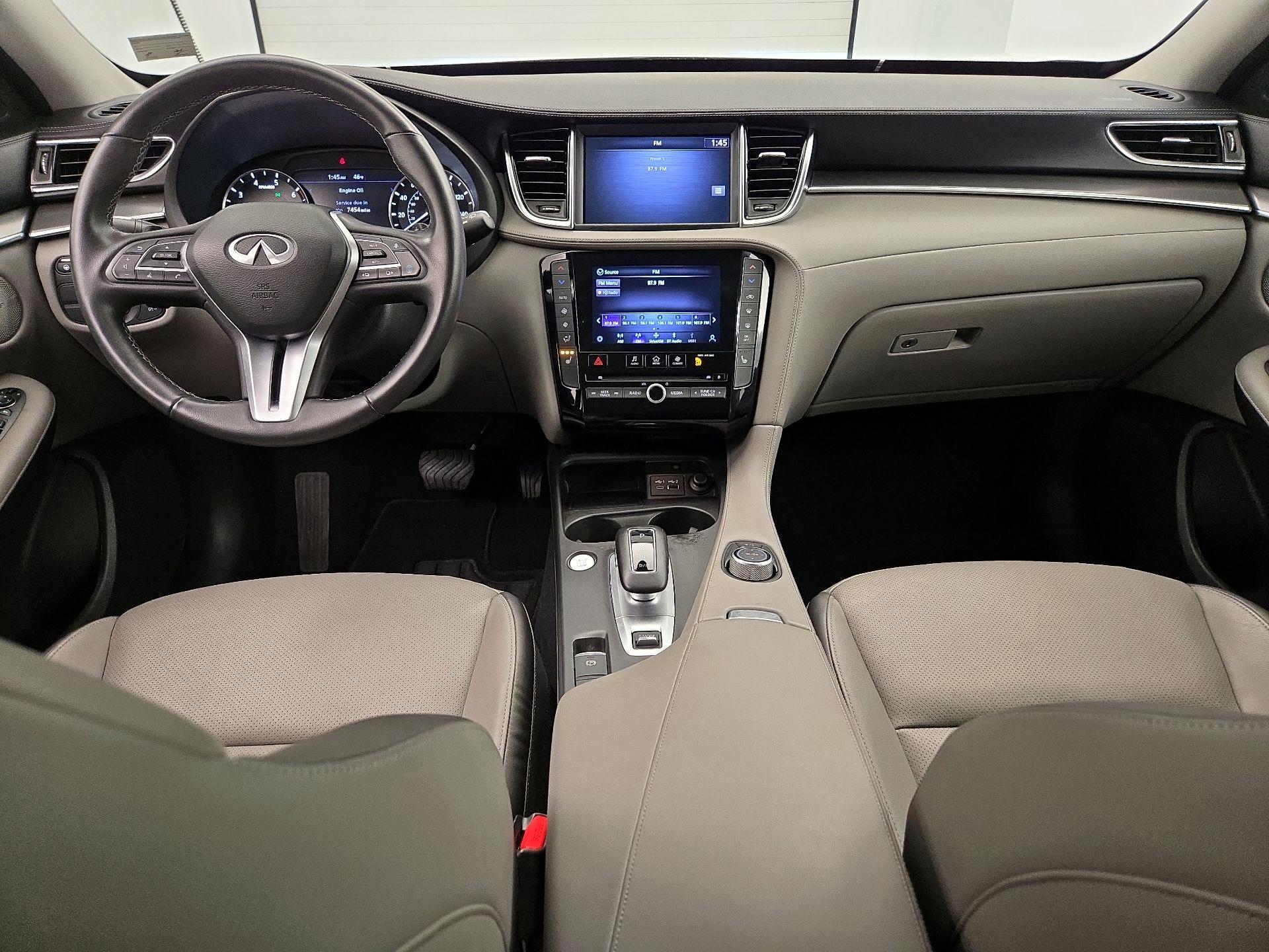 Thumbnail: 2023 INFINITI QX50 - 9