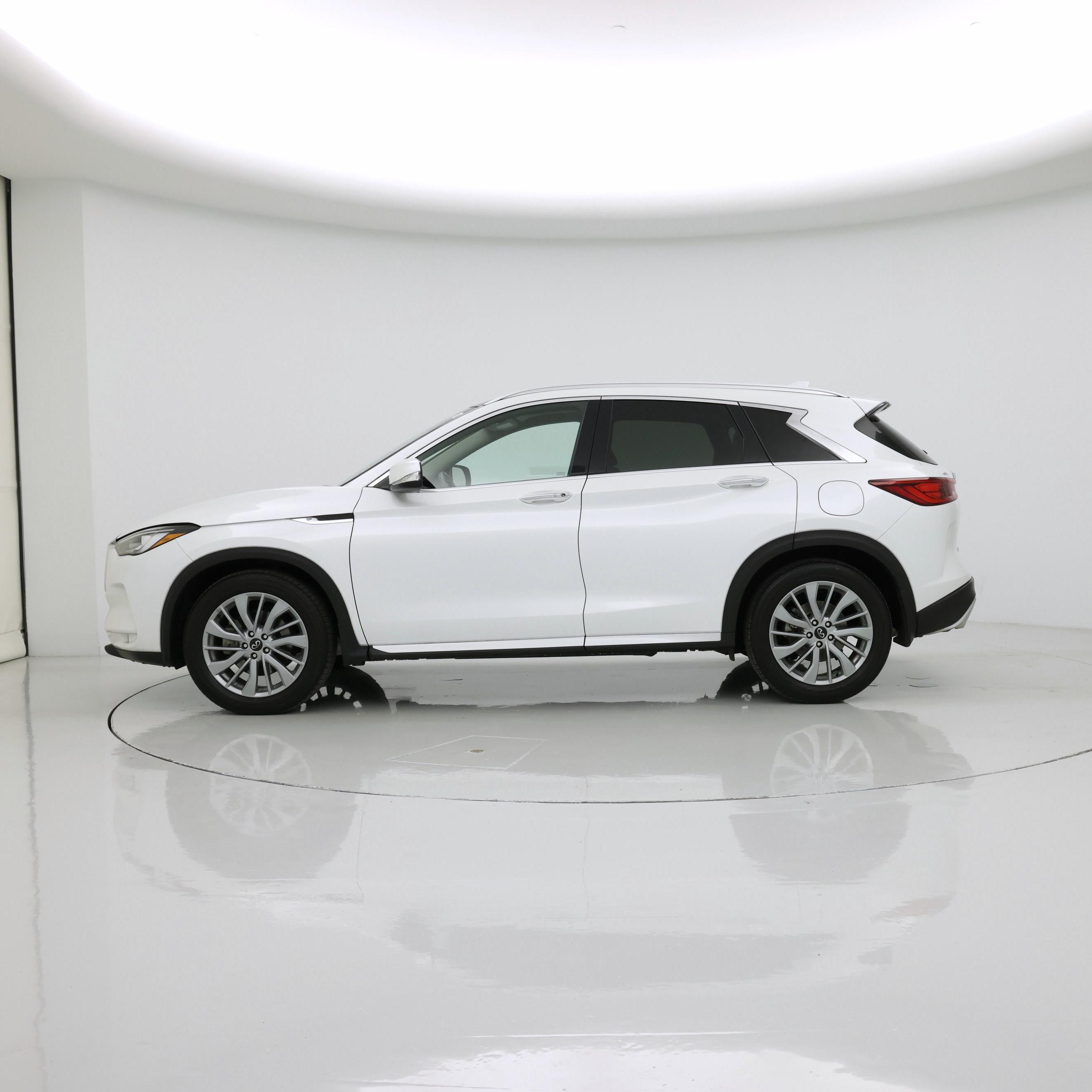 Thumbnail: 2023 INFINITI QX50 - 3