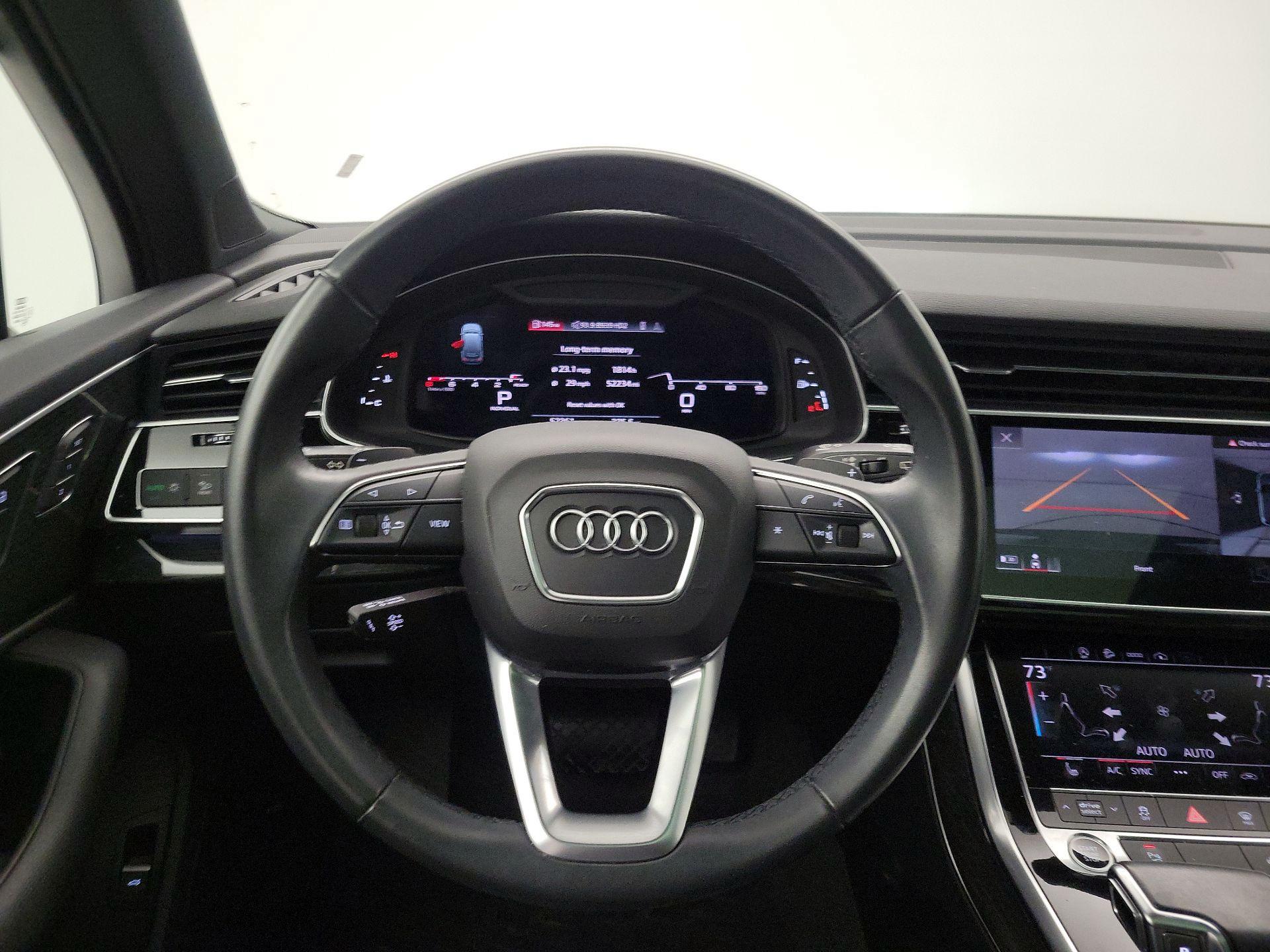 Thumbnail: 2021 Audi Q7 - 10