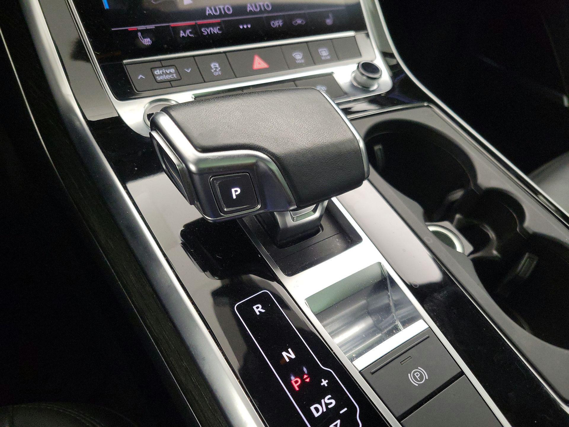 Thumbnail: 2021 Audi Q7 - 17