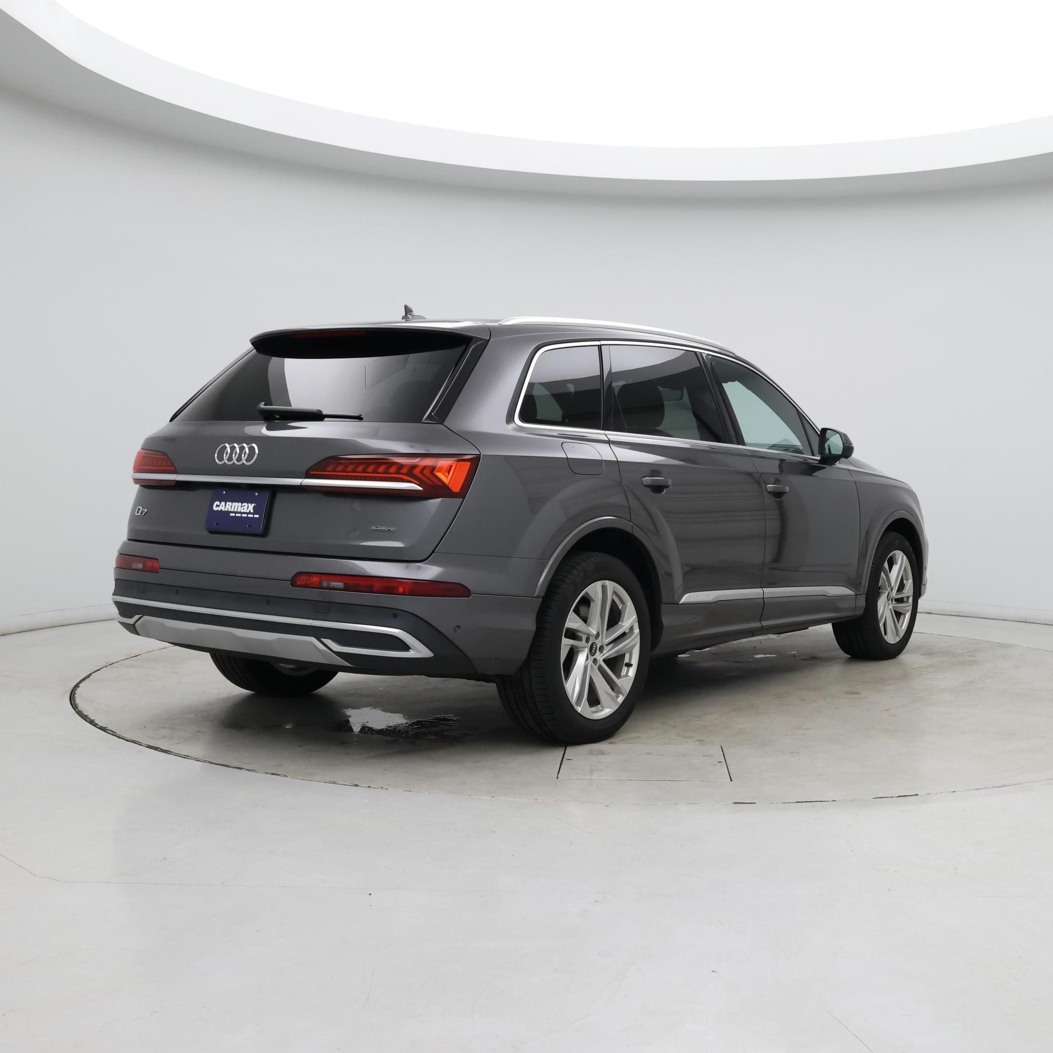 Thumbnail: 2021 Audi Q7 - 8