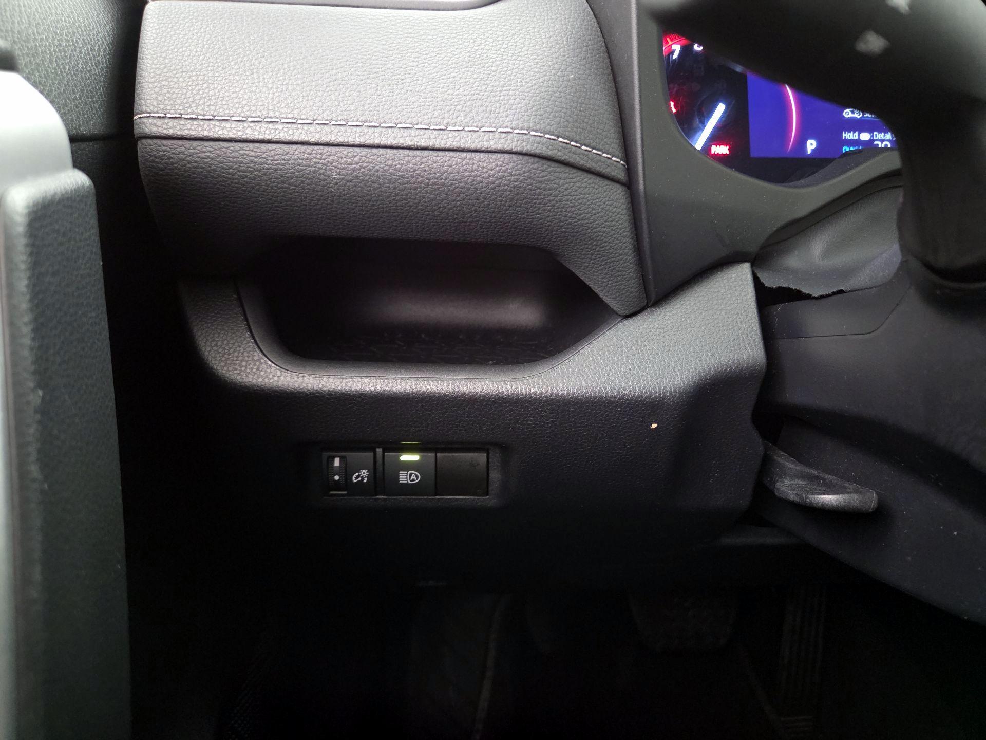 Thumbnail: 2024 Toyota RAV4 - 13