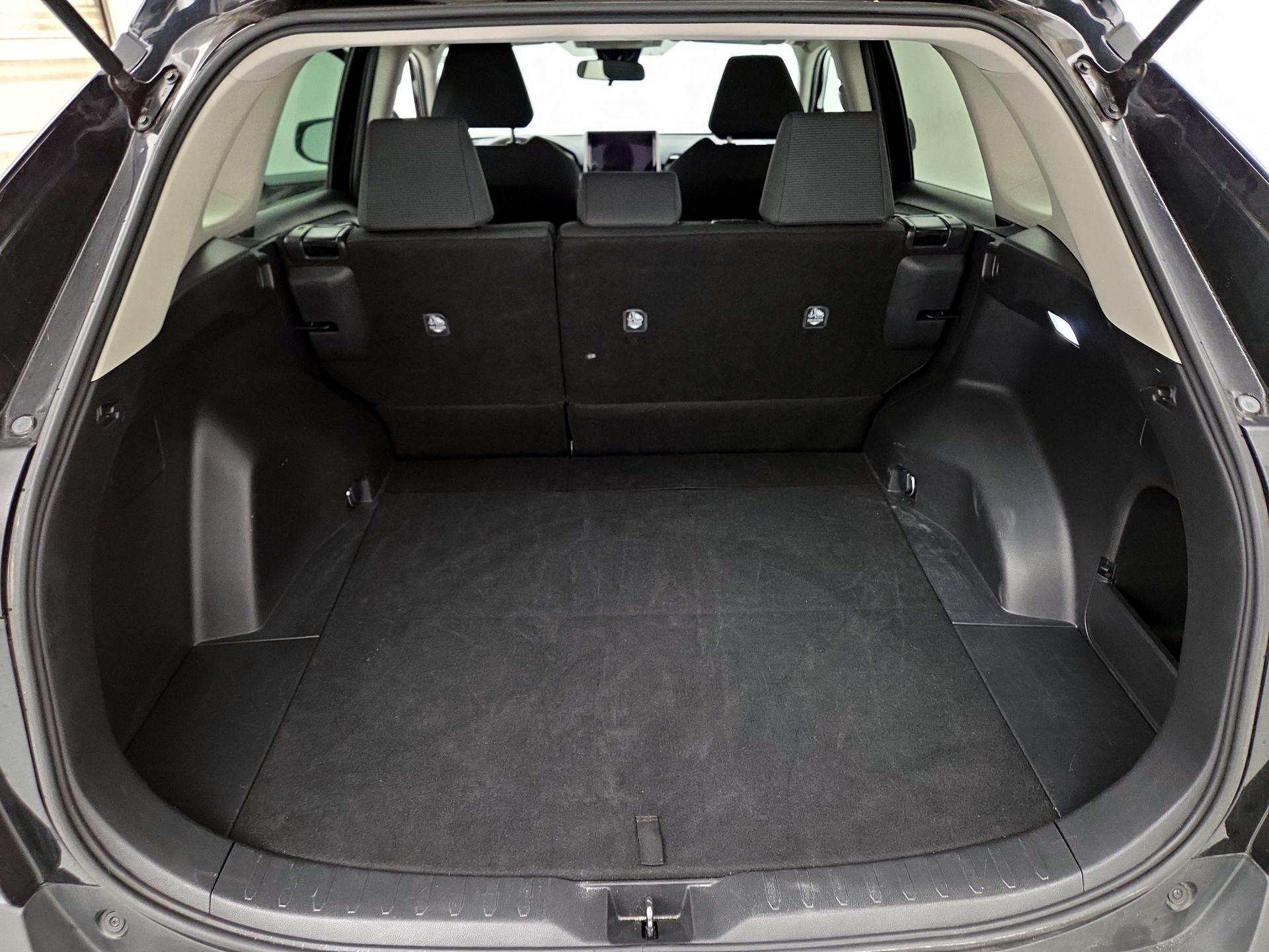 Thumbnail: 2024 Toyota RAV4 - 20