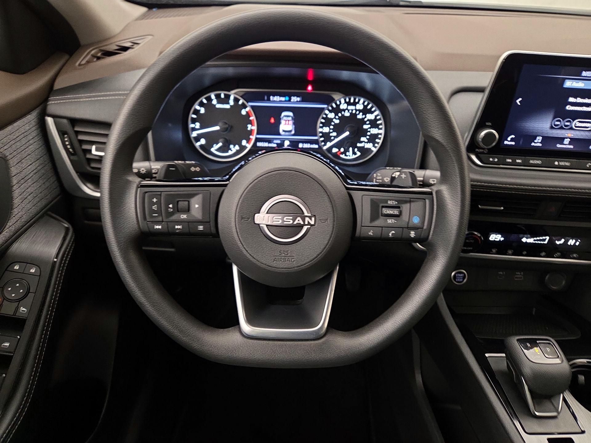 Thumbnail: 2023 Nissan Rogue - 10