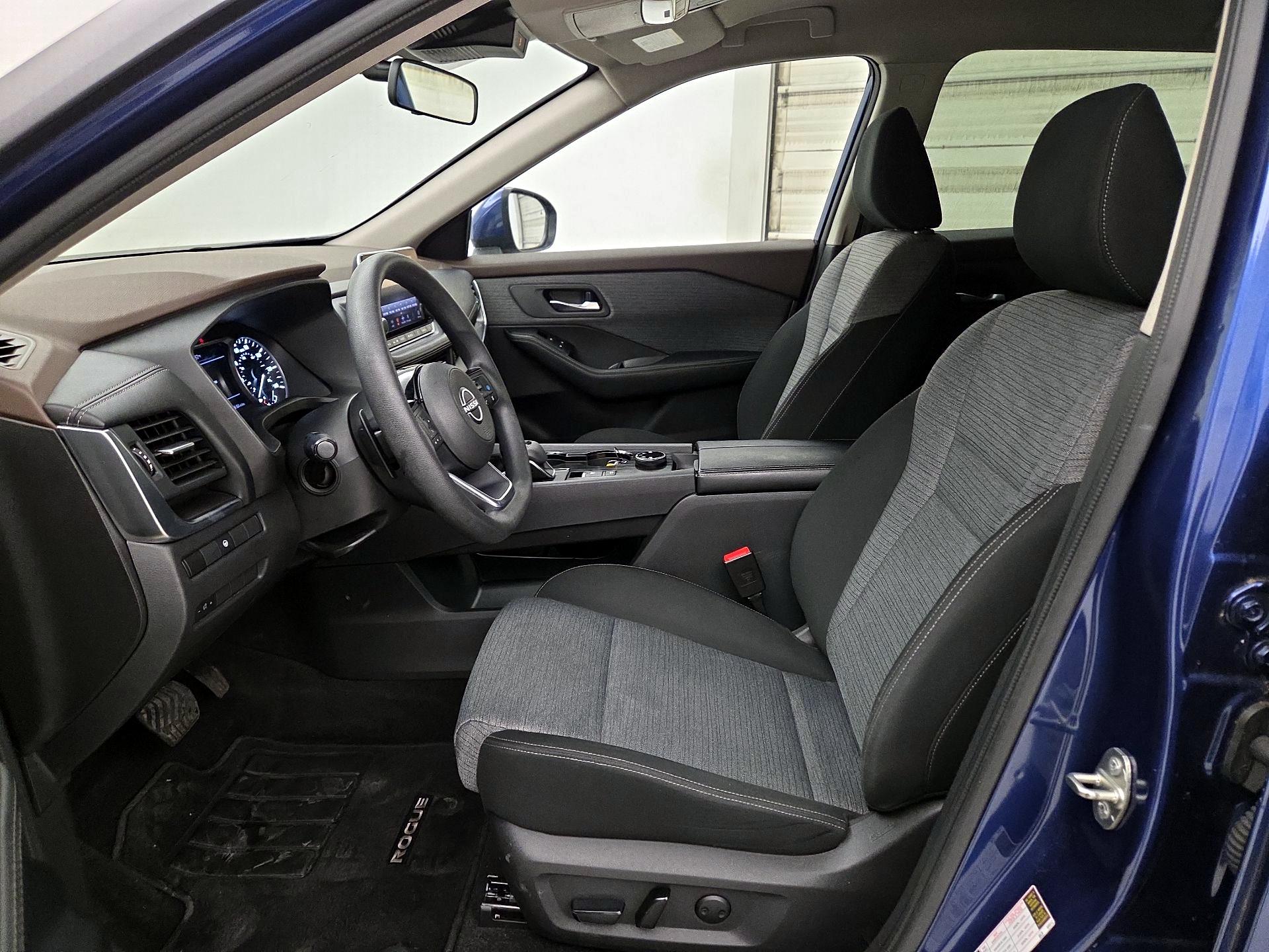 Thumbnail: 2023 Nissan Rogue - 11