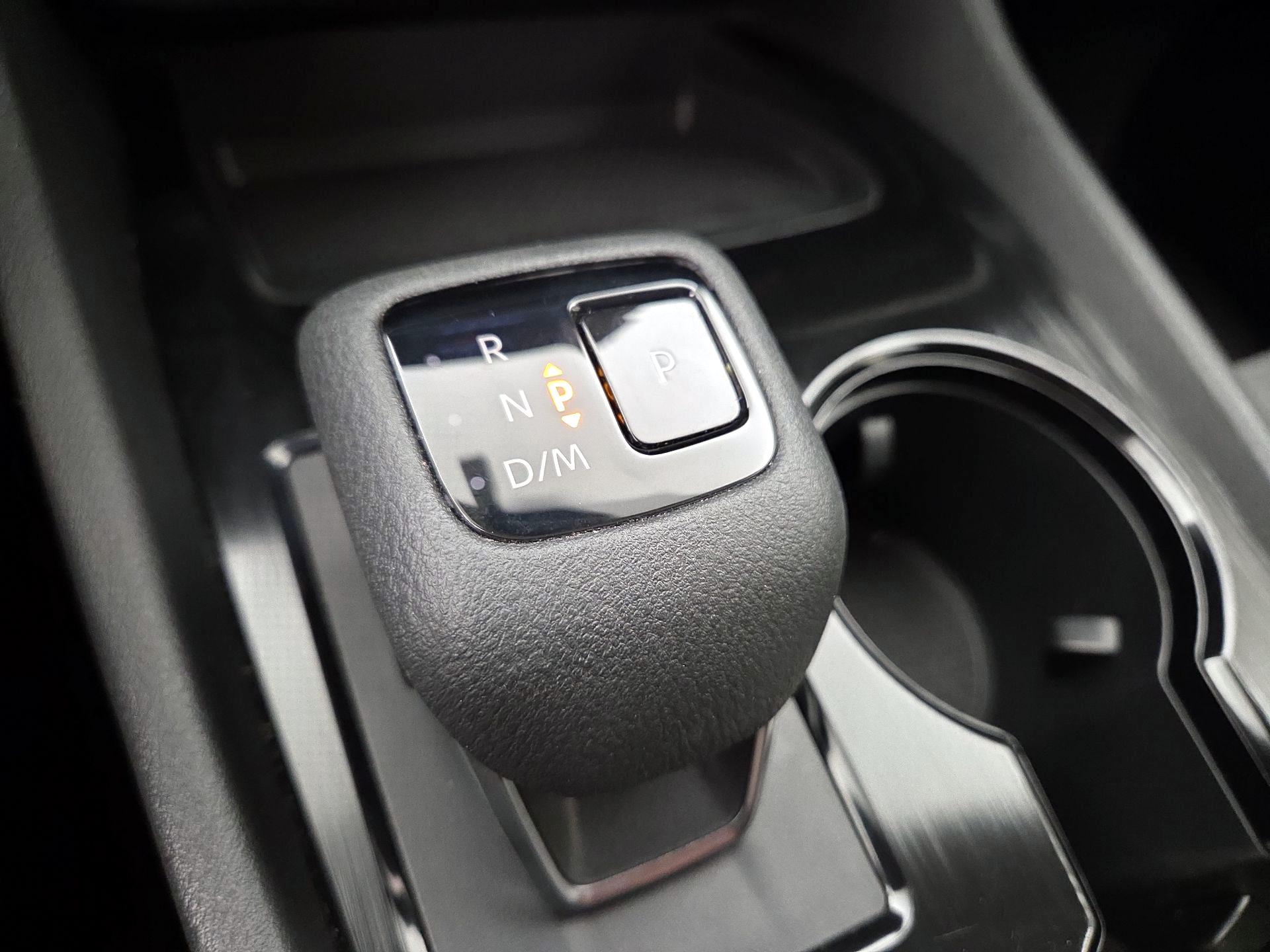 Thumbnail: 2023 Nissan Rogue - 17