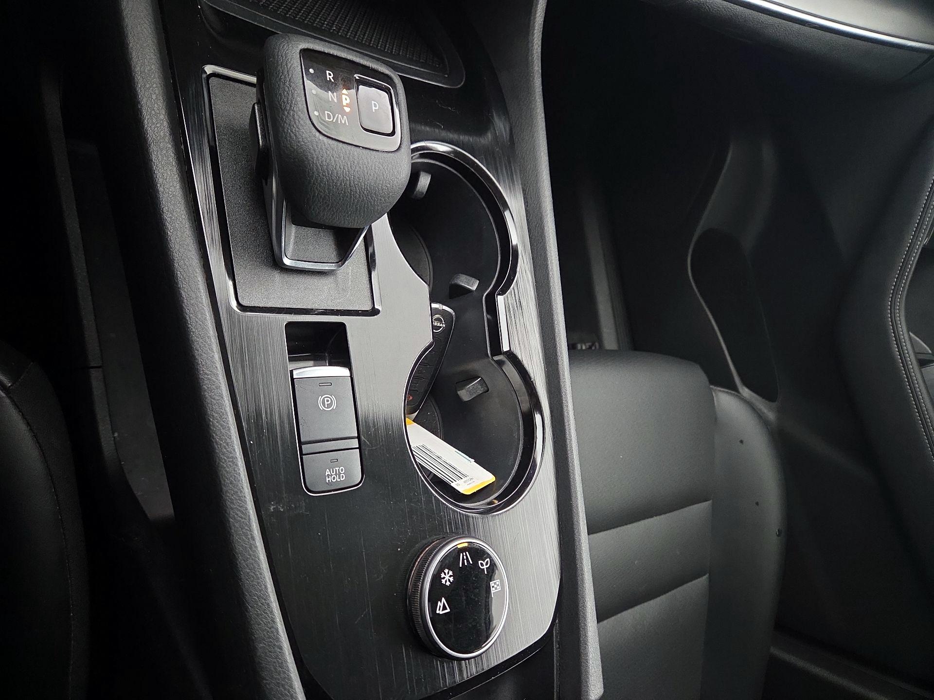 Thumbnail: 2023 Nissan Rogue - 17