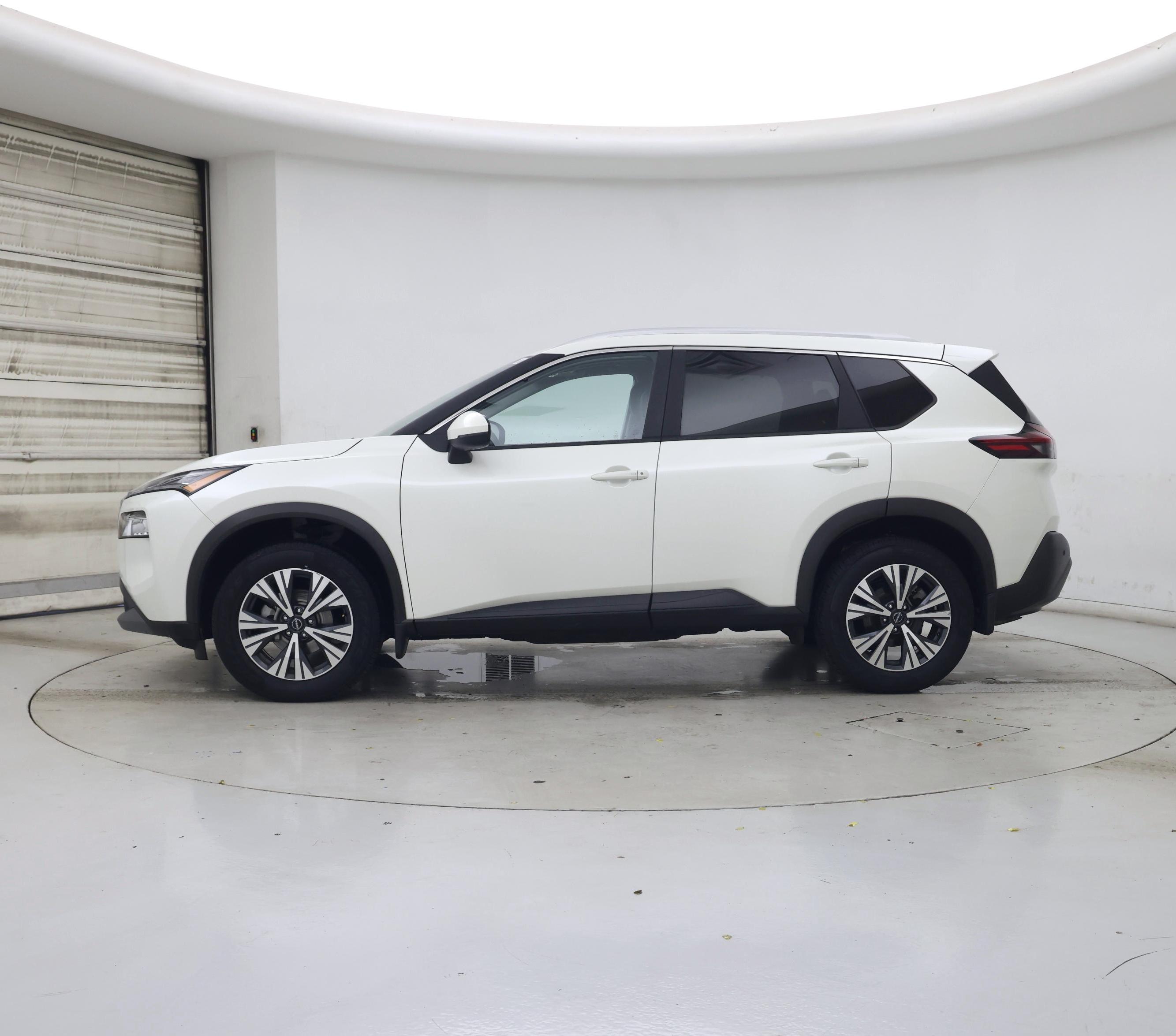 Thumbnail: 2023 Nissan Rogue - 3