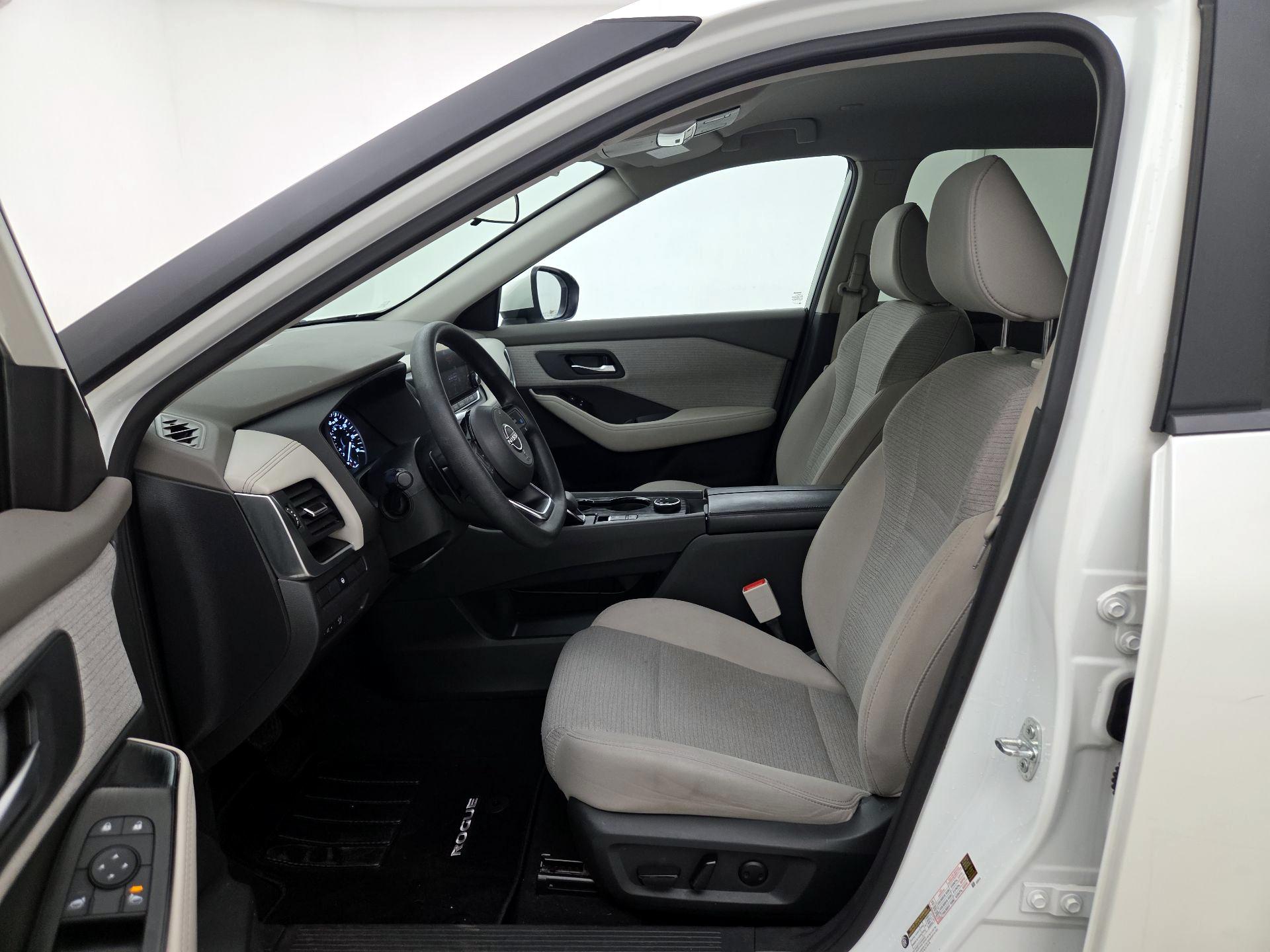 Thumbnail: 2023 Nissan Rogue - 11