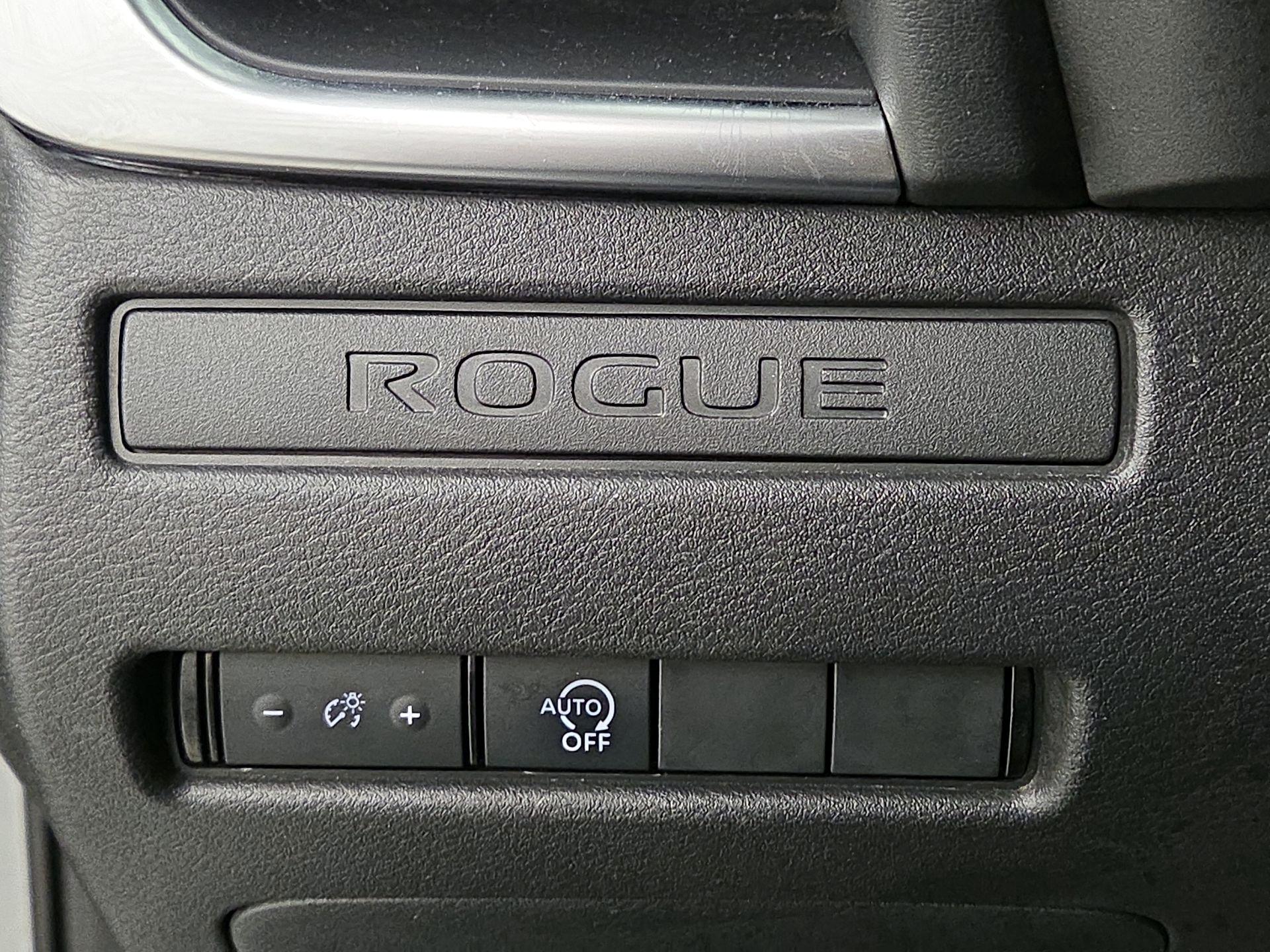 Thumbnail: 2023 Nissan Rogue - 13