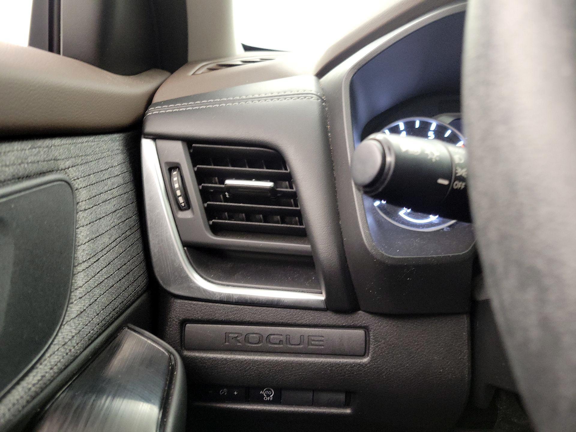 Thumbnail: 2023 Nissan Rogue - 13