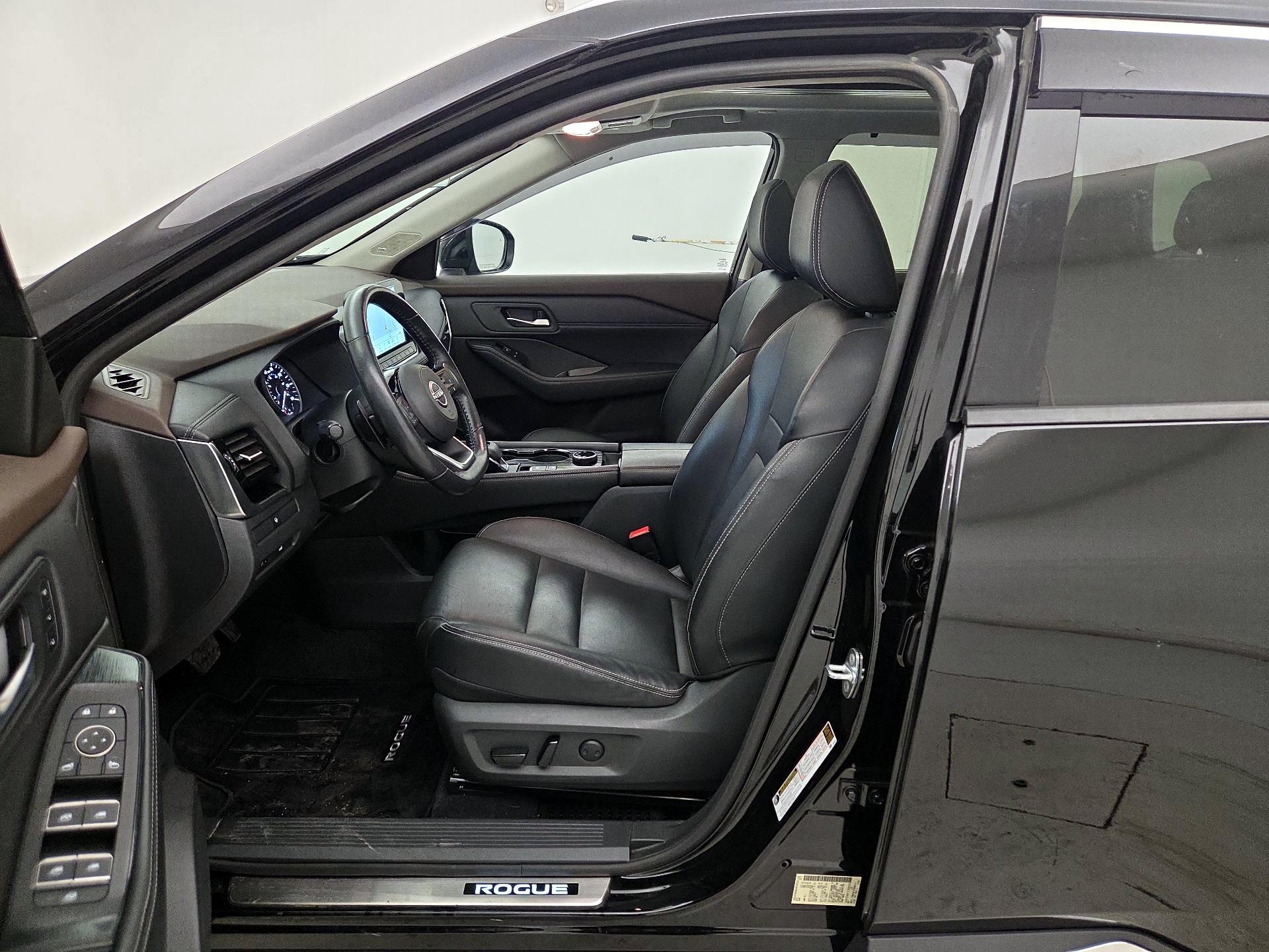 Thumbnail: 2023 Nissan Rogue - 11