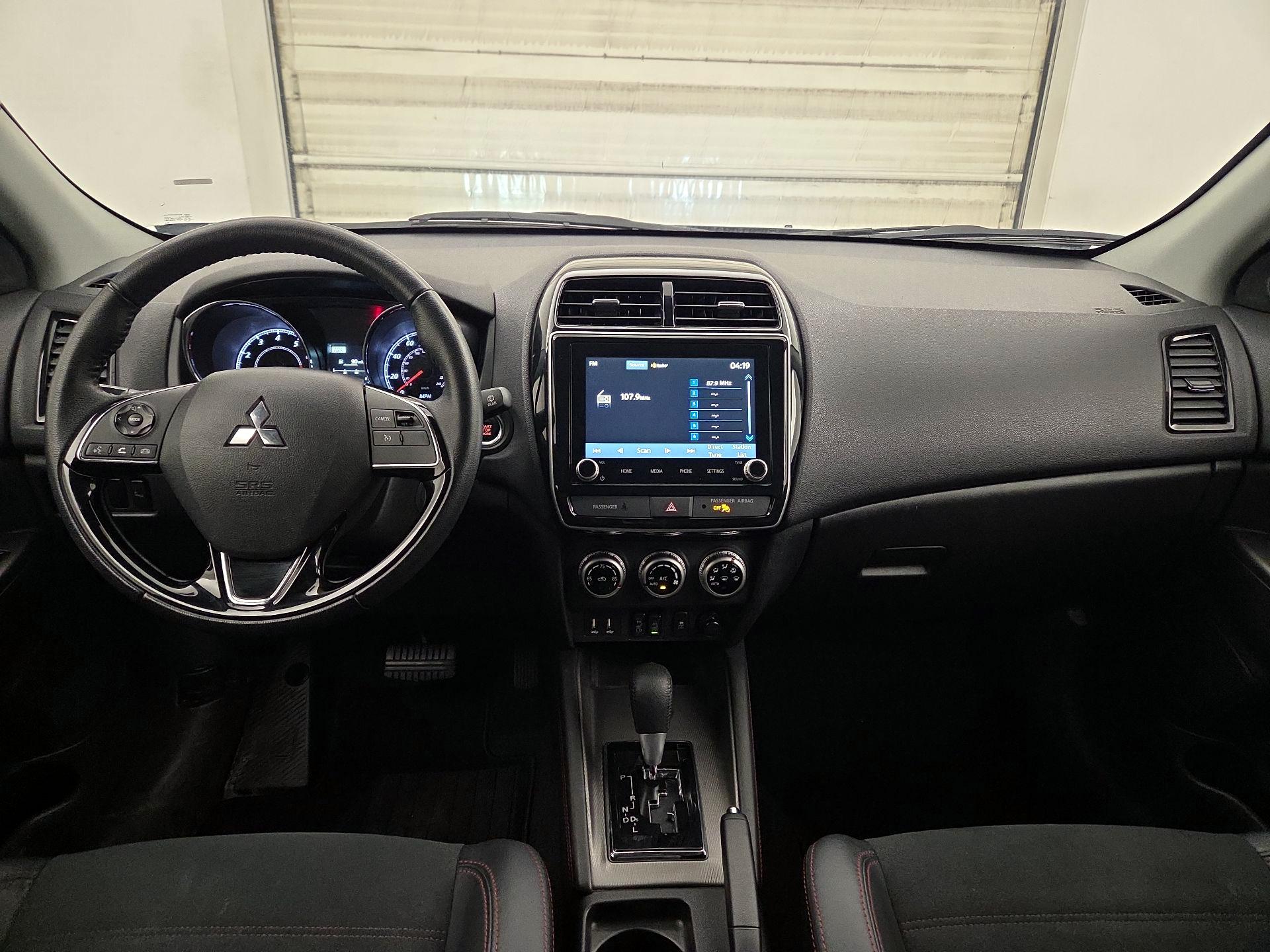 Thumbnail: 2024 Mitsubishi Outlander Sport - 9