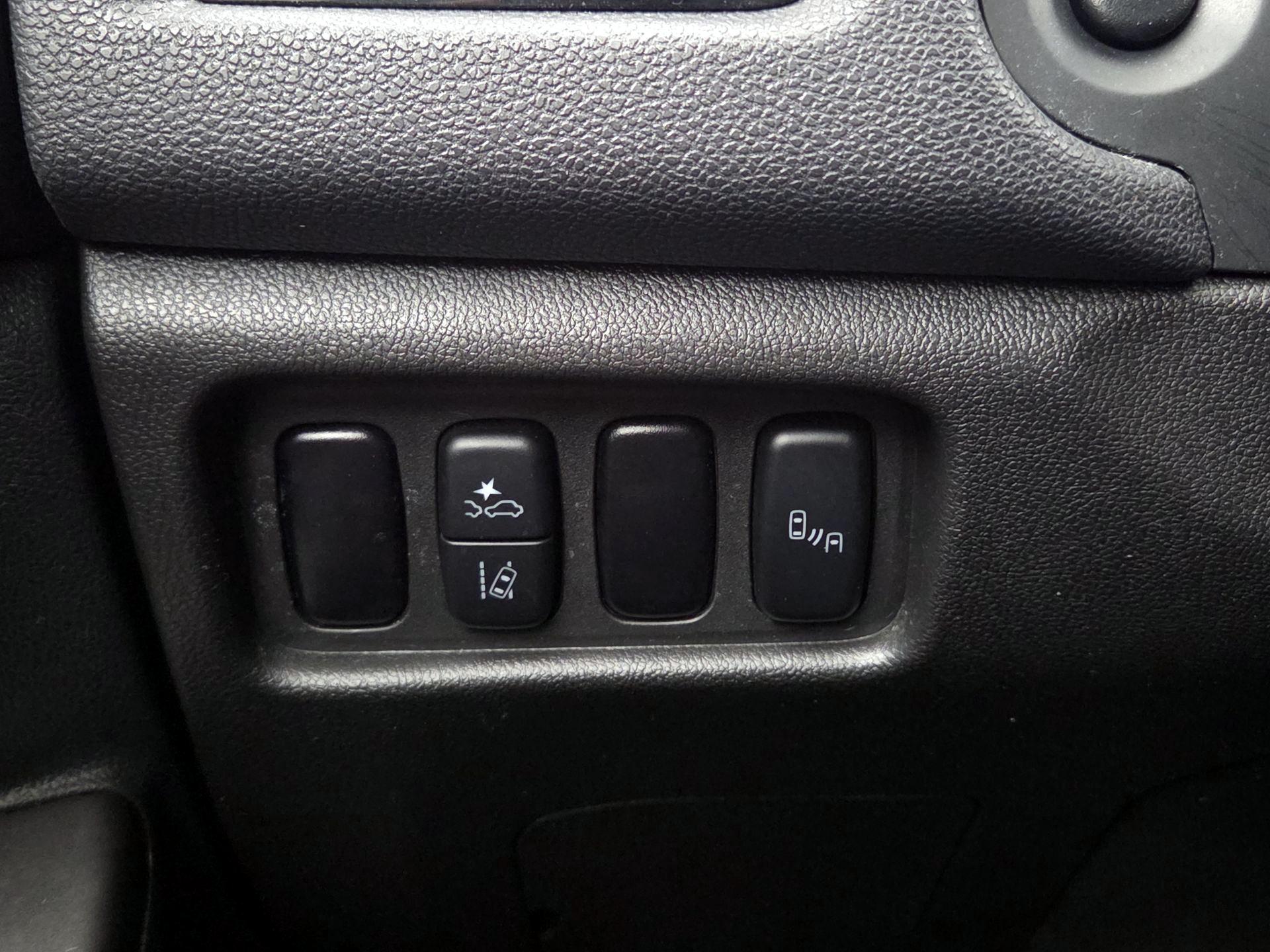 Thumbnail: 2024 Mitsubishi Outlander Sport - 13