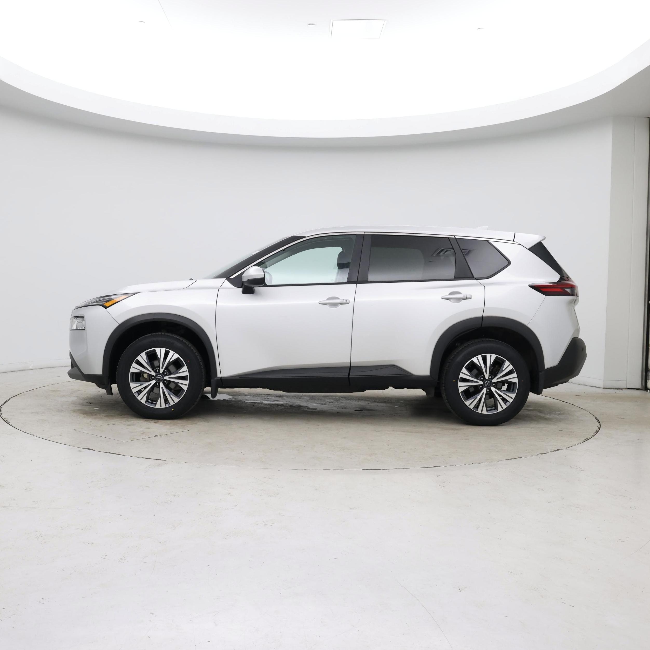 Thumbnail: 2022 Nissan Rogue - 3