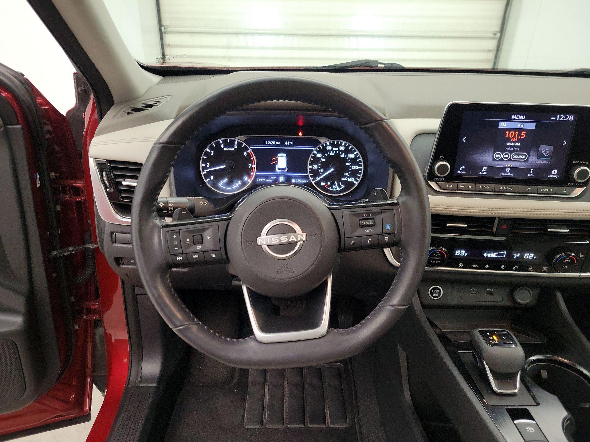 Thumbnail: 2023 Nissan Rogue - 10